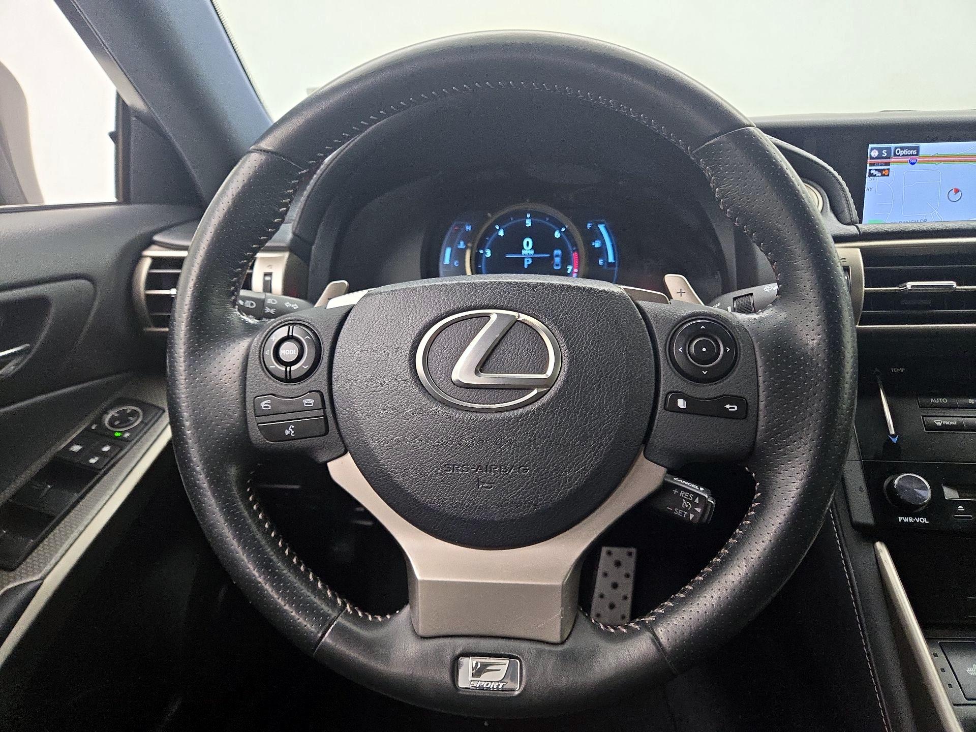 Thumbnail: 2014 Lexus IS - 10