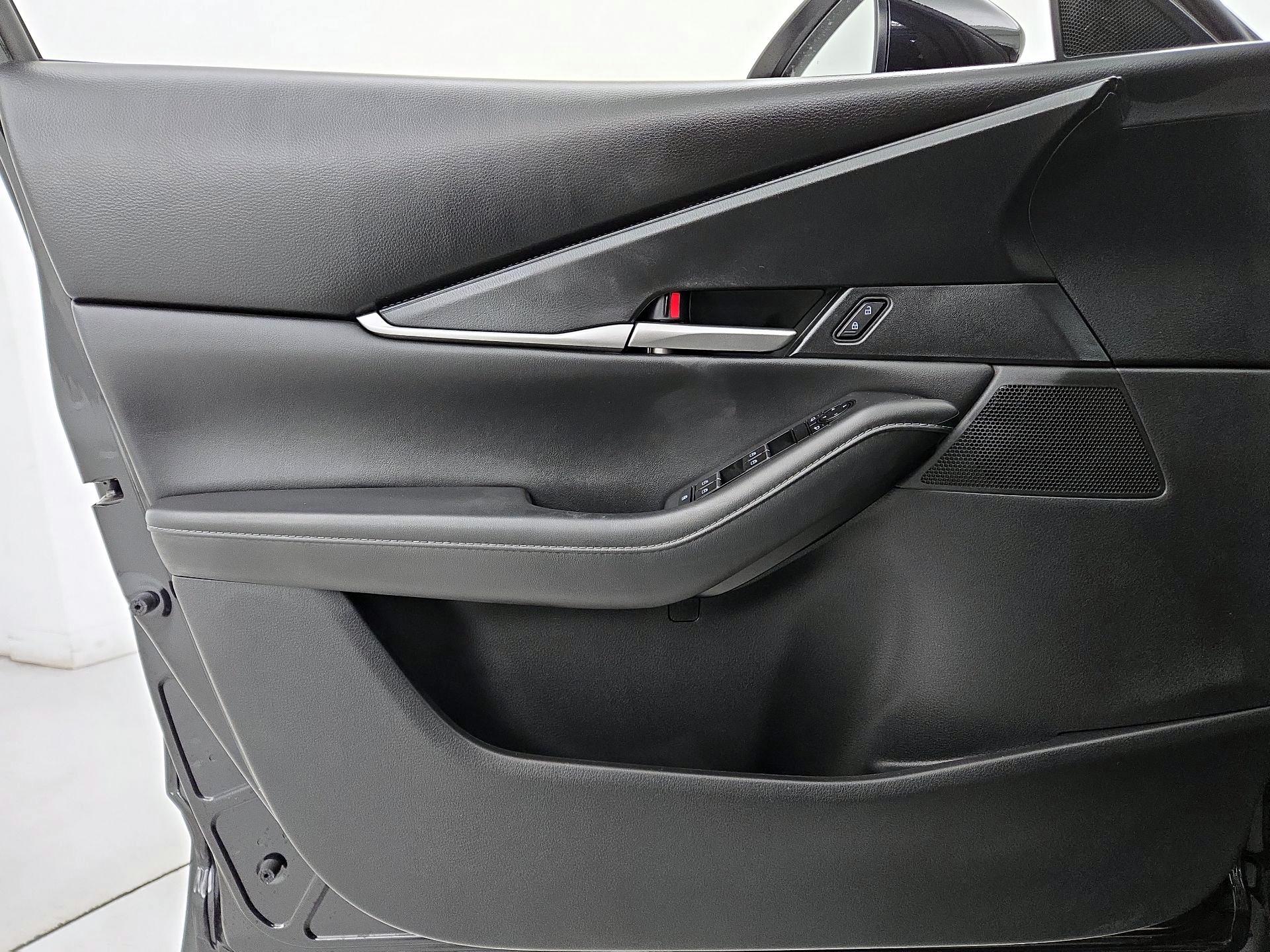 Thumbnail: 2023 Mazda CX-30 - 12