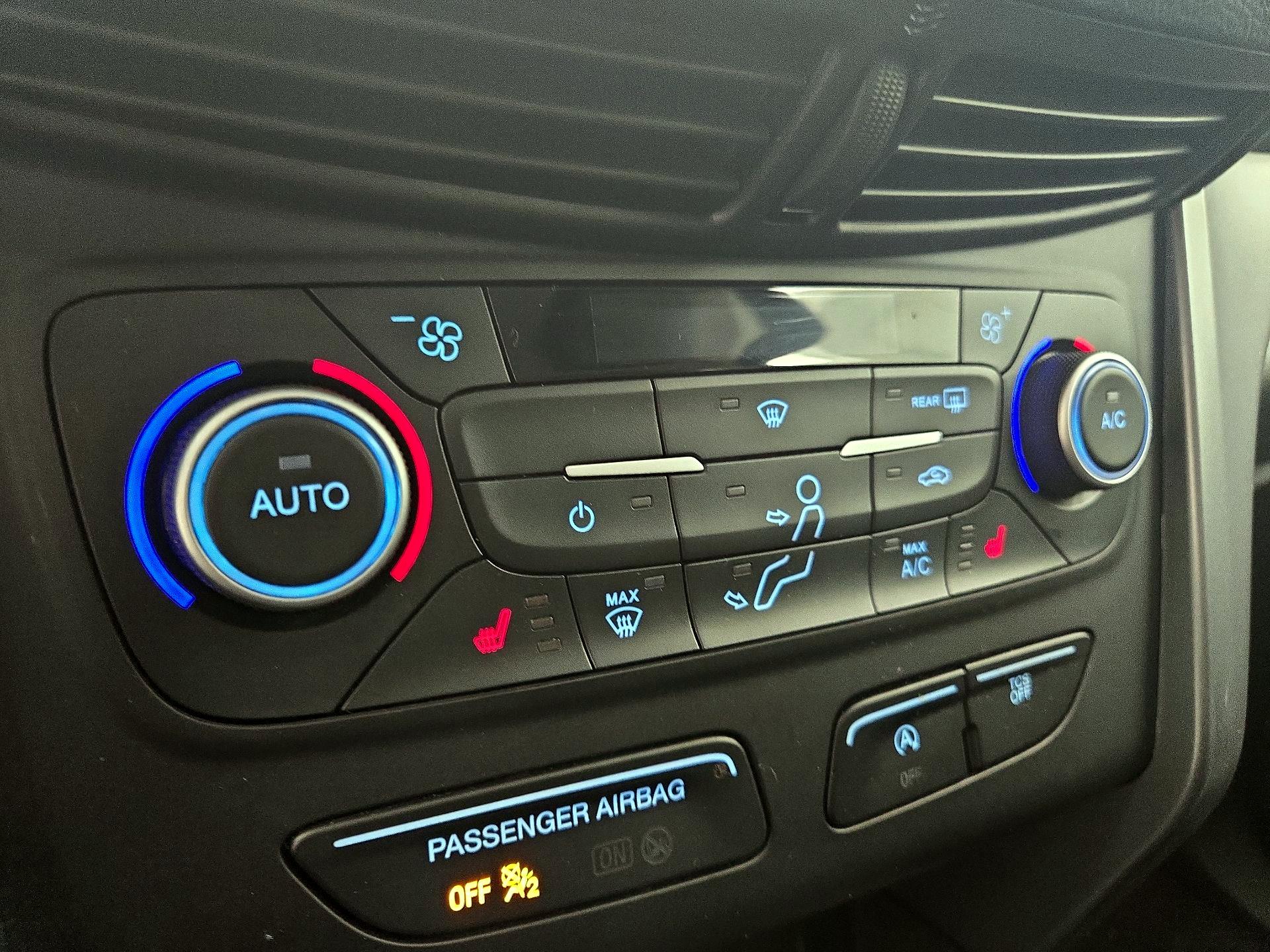 Thumbnail: 2019 Ford Escape - 16