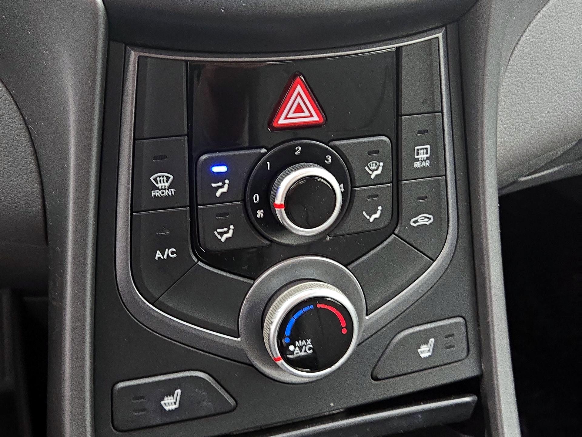 Thumbnail: 2014 Hyundai Elantra - 16