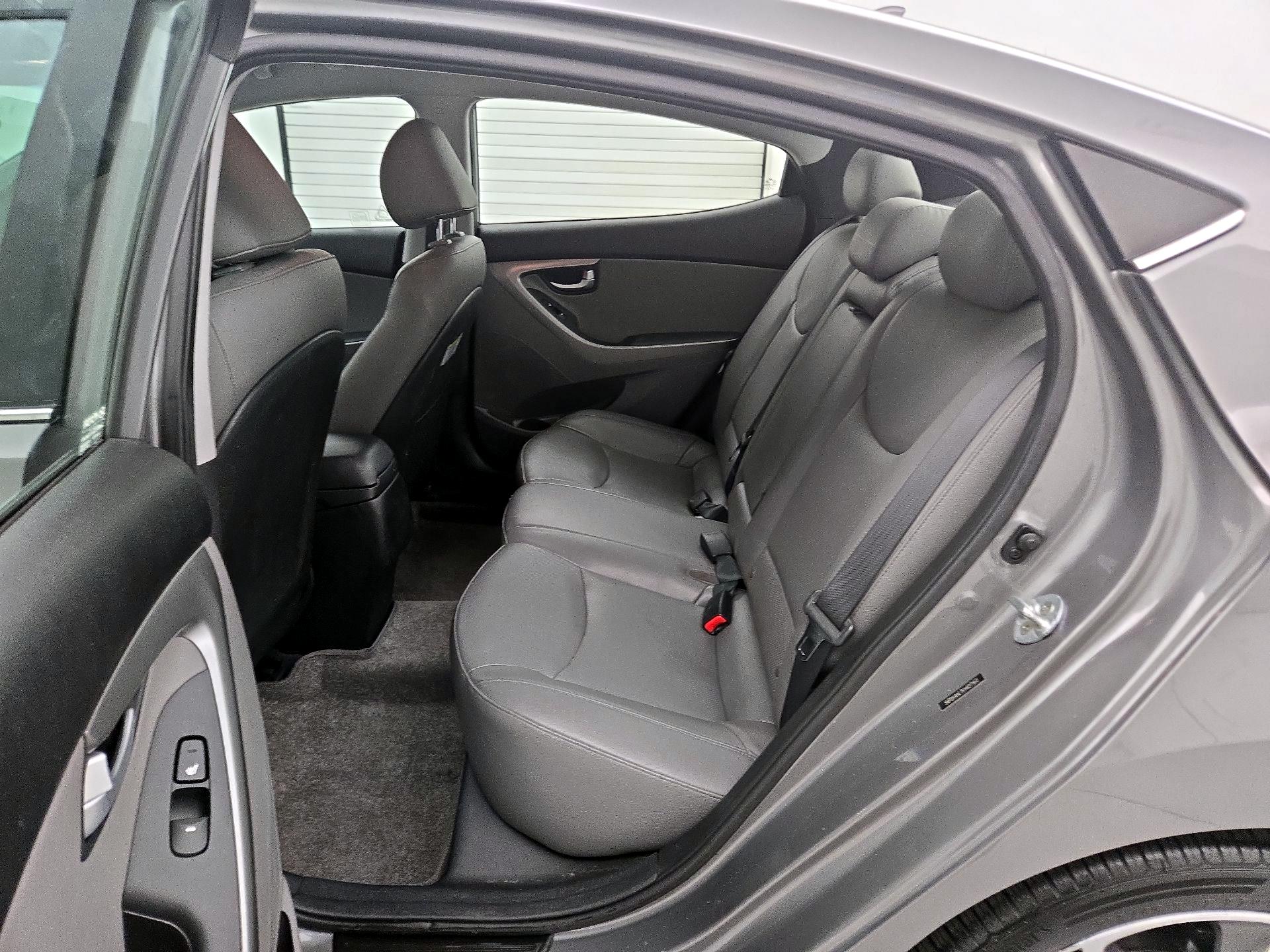 Thumbnail: 2014 Hyundai Elantra - 19