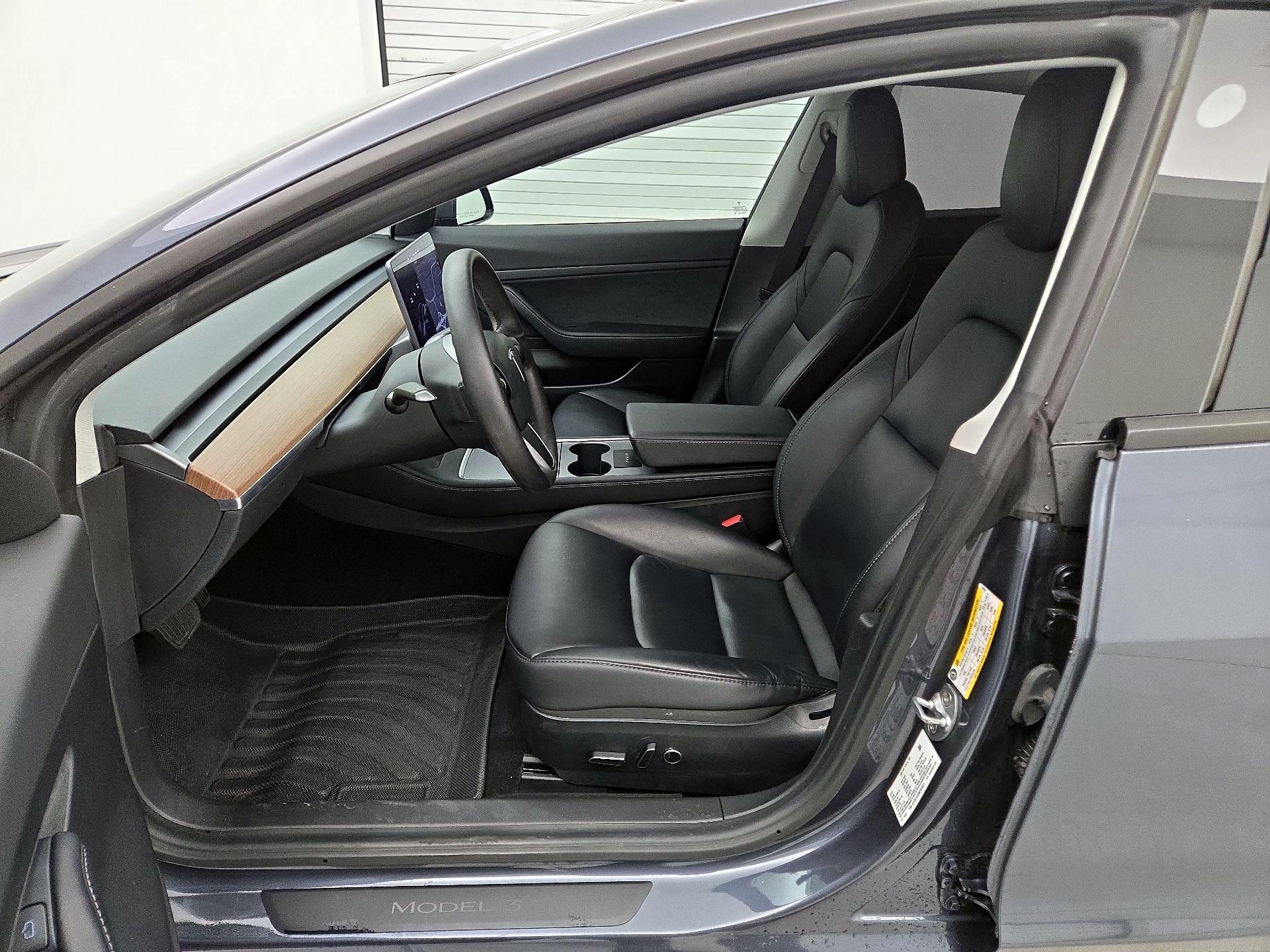 Thumbnail: 2021 Tesla Model 3 - 11