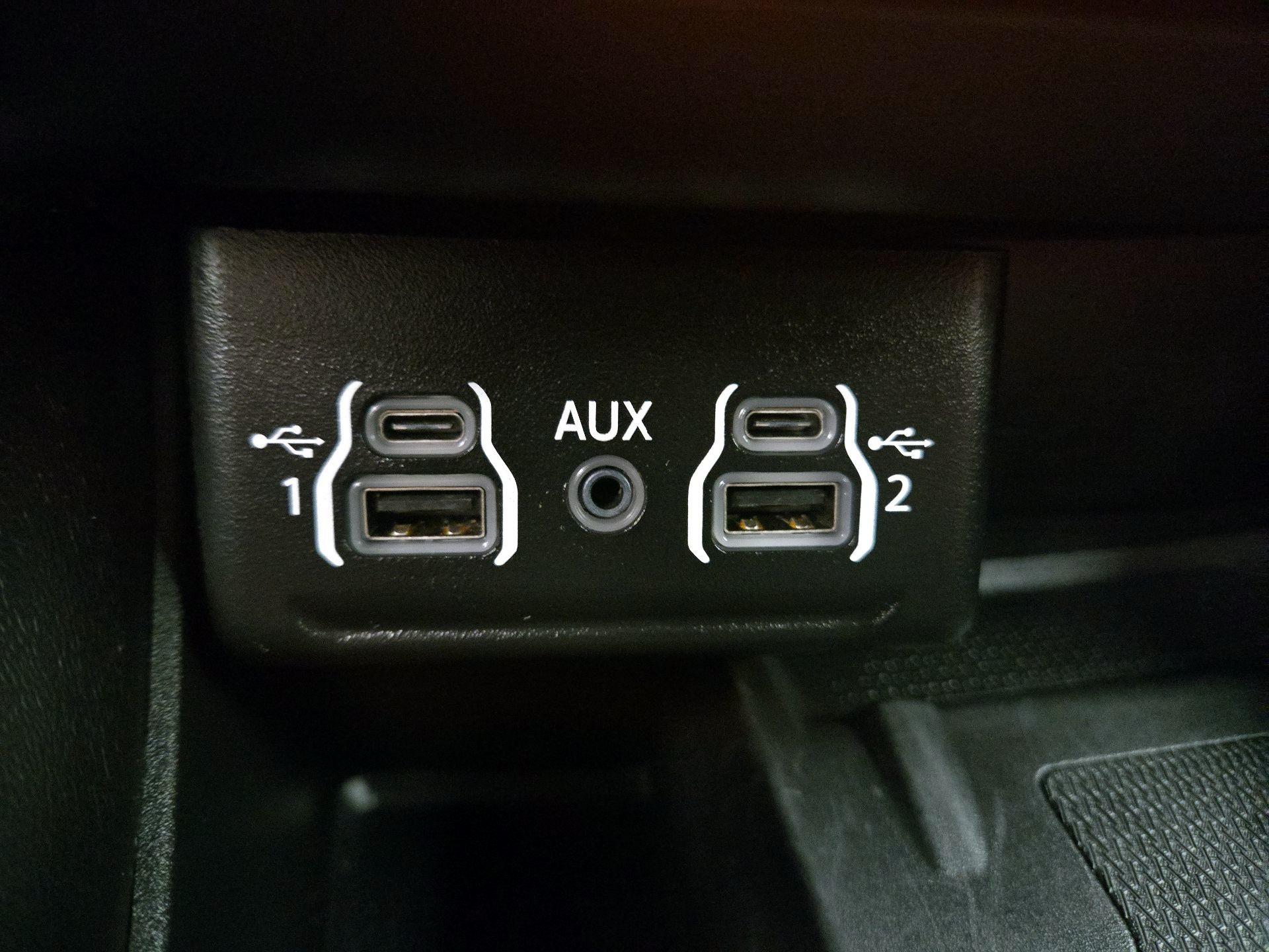 Thumbnail: 2022 Dodge Durango - 19