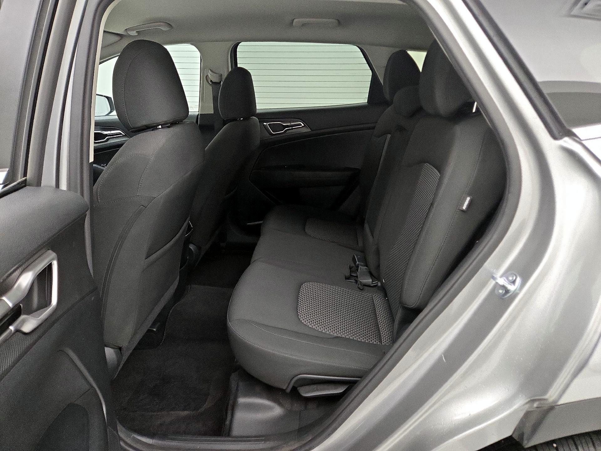 Thumbnail: 2024 Kia Sportage - 19