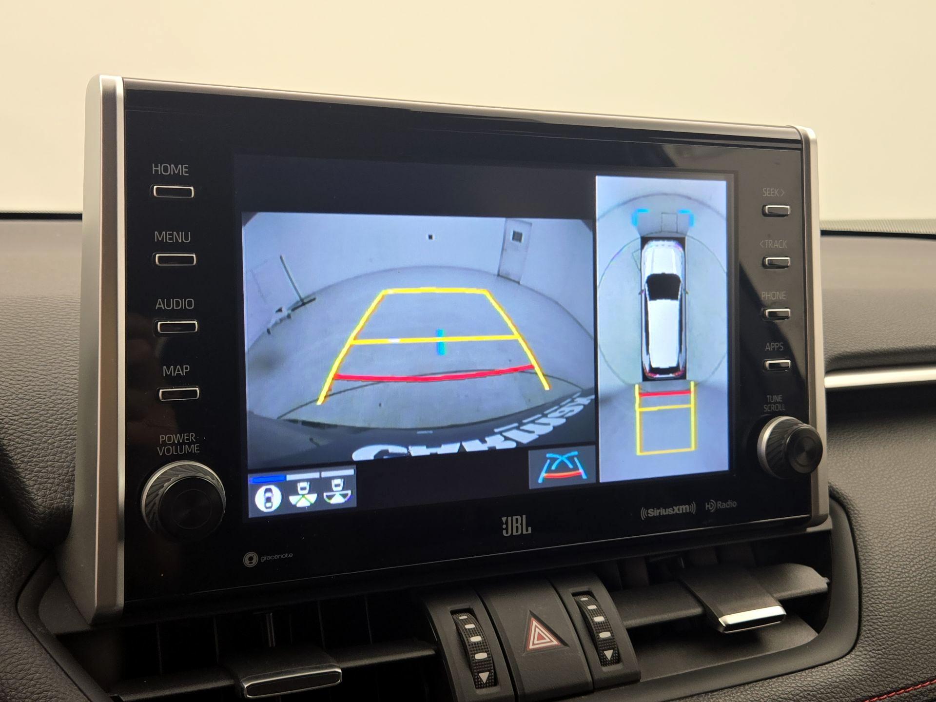 Thumbnail: 2021 Toyota RAV4 - 15