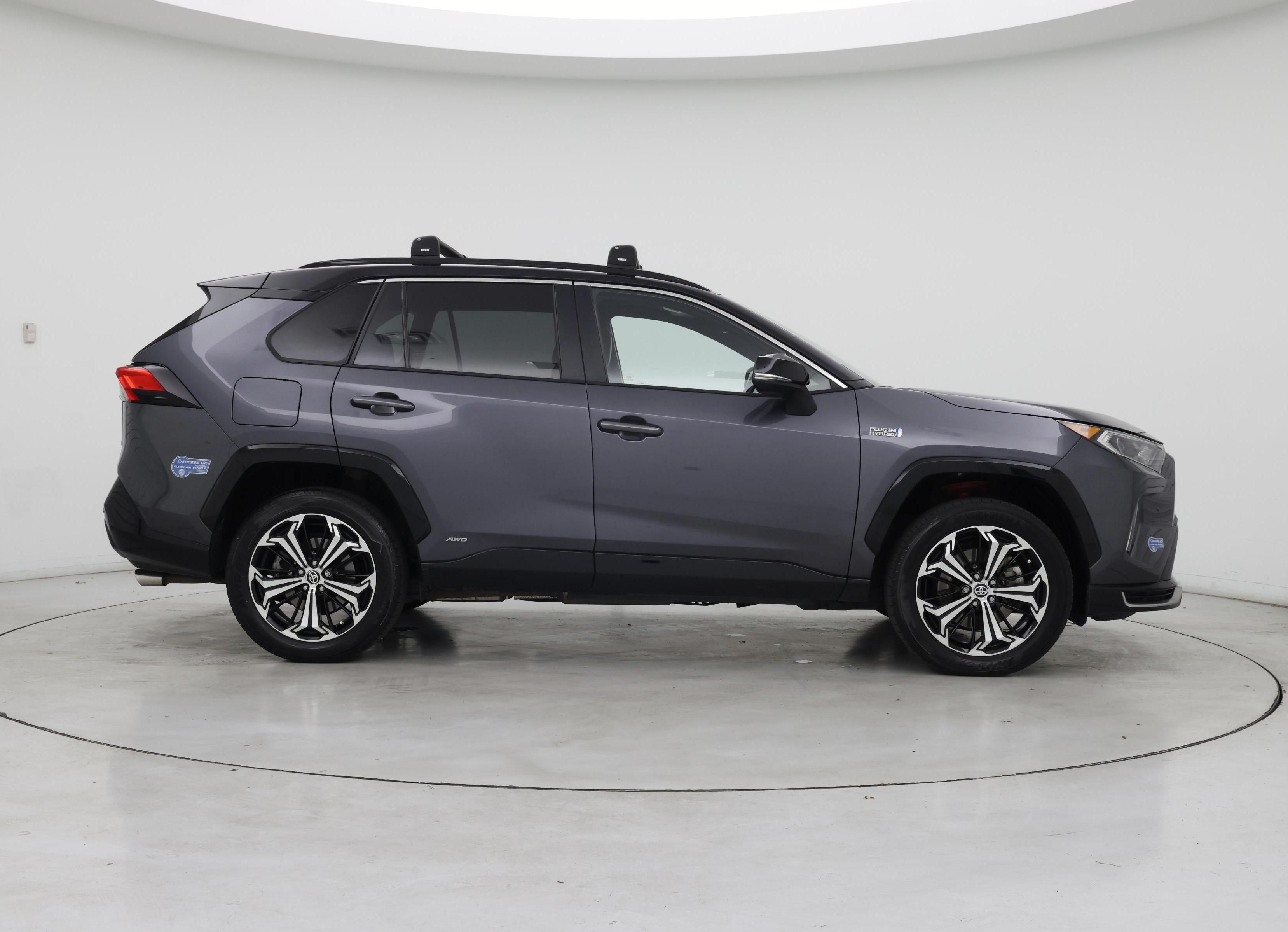 Thumbnail: 2021 Toyota RAV4 - 7