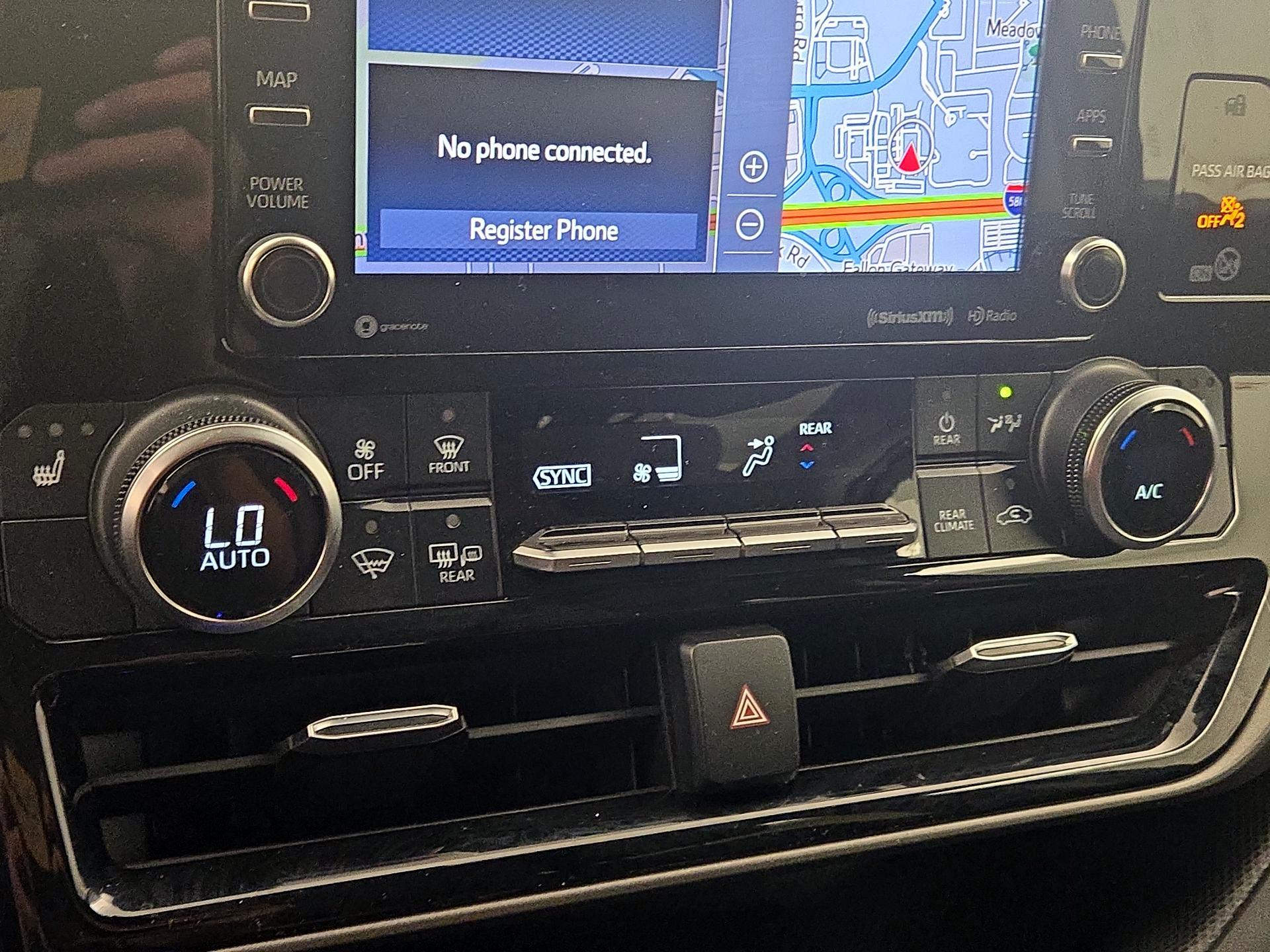 Thumbnail: 2020 Toyota Highlander - 17