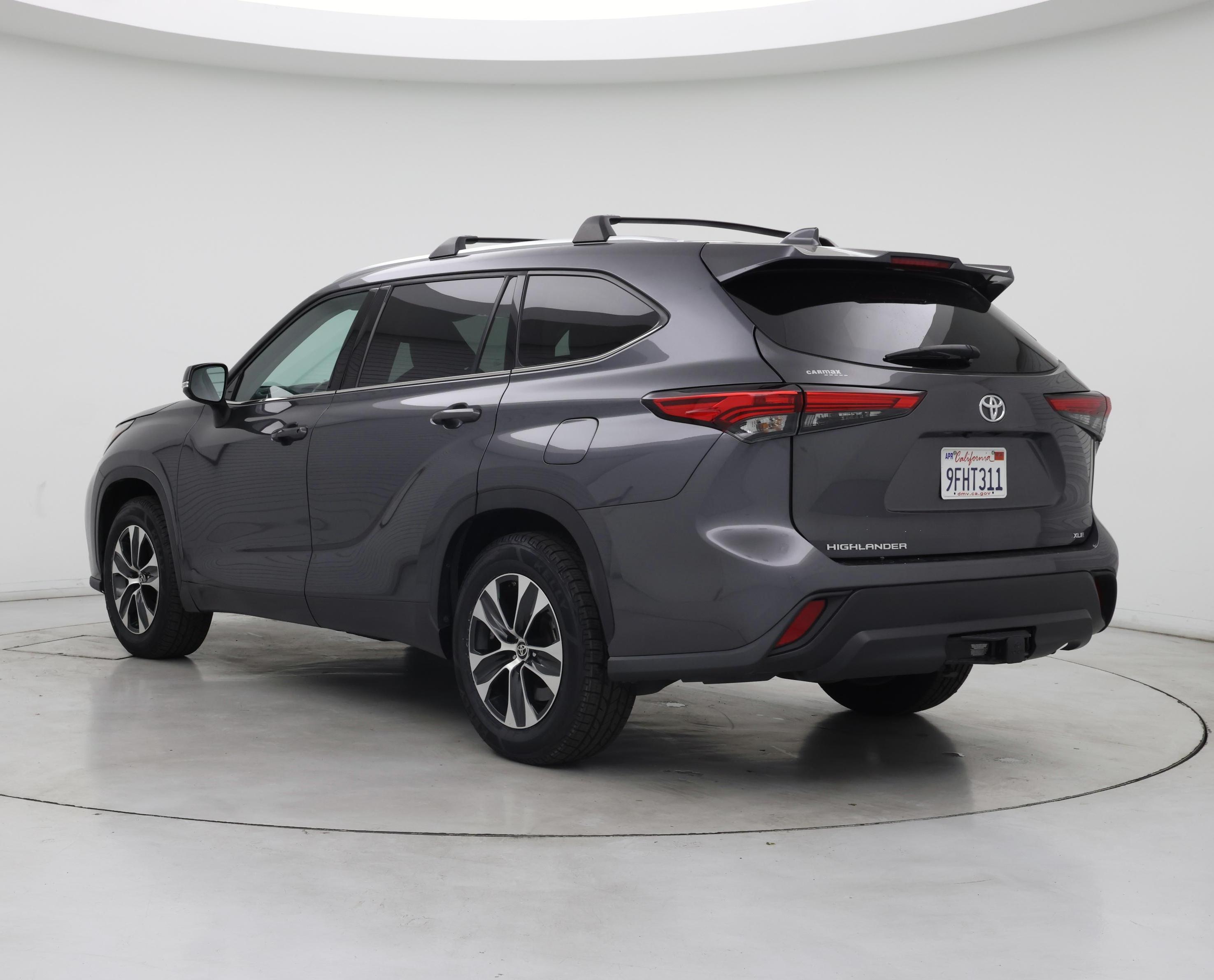 Thumbnail: 2020 Toyota Highlander - 2