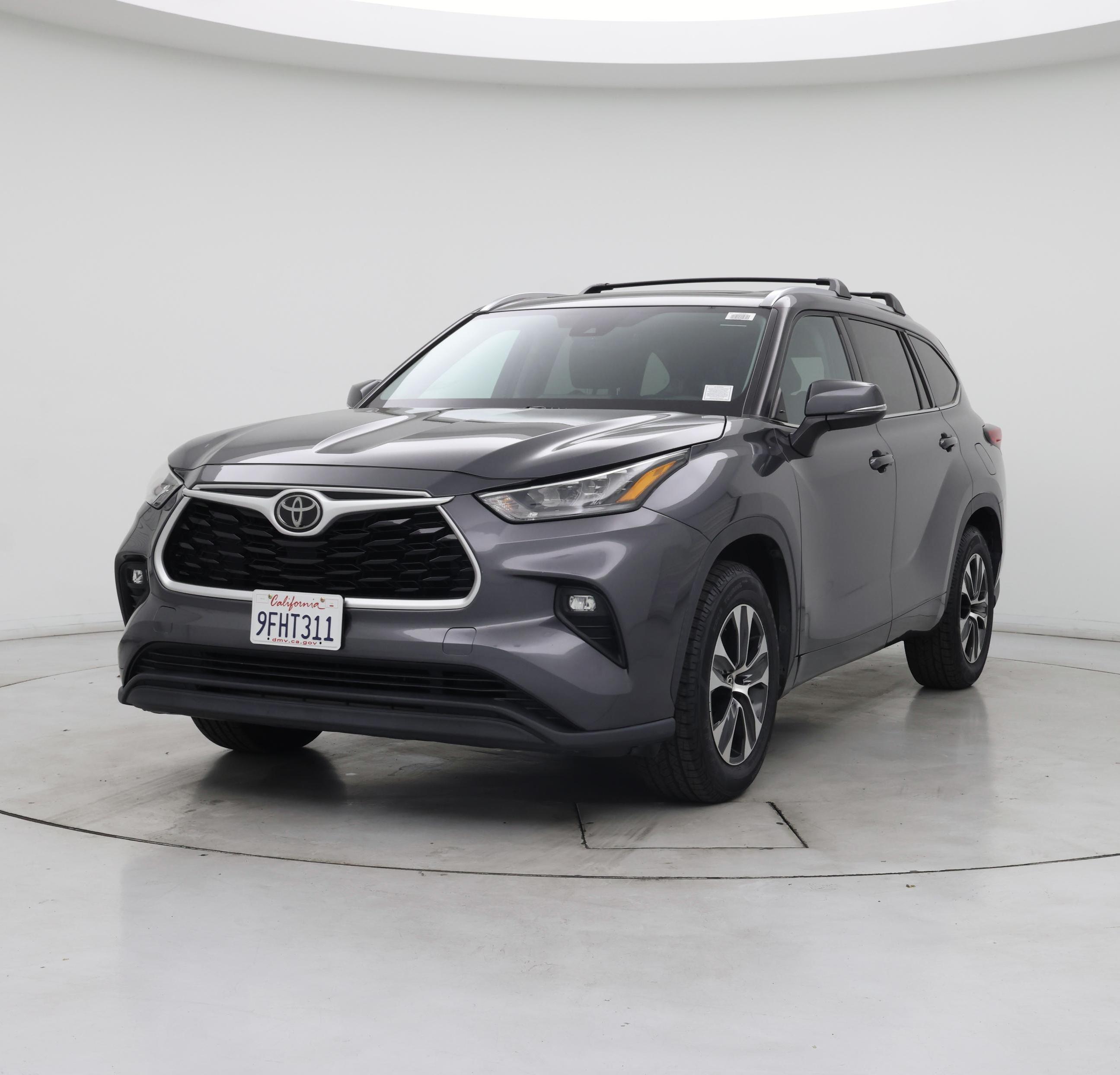 Thumbnail: 2020 Toyota Highlander - 4