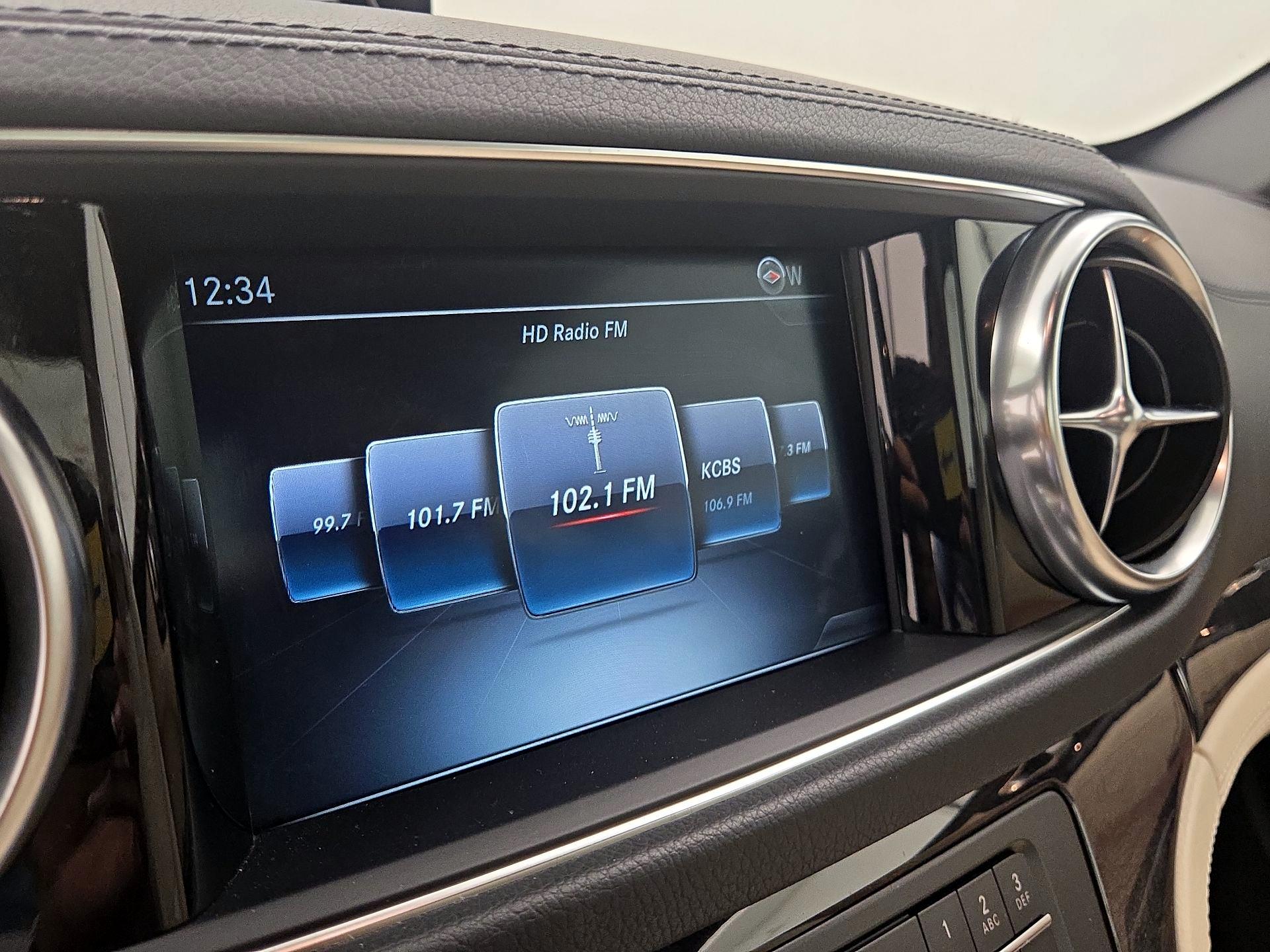 Thumbnail: 2017 Mercedes-Benz SL-Class - 16