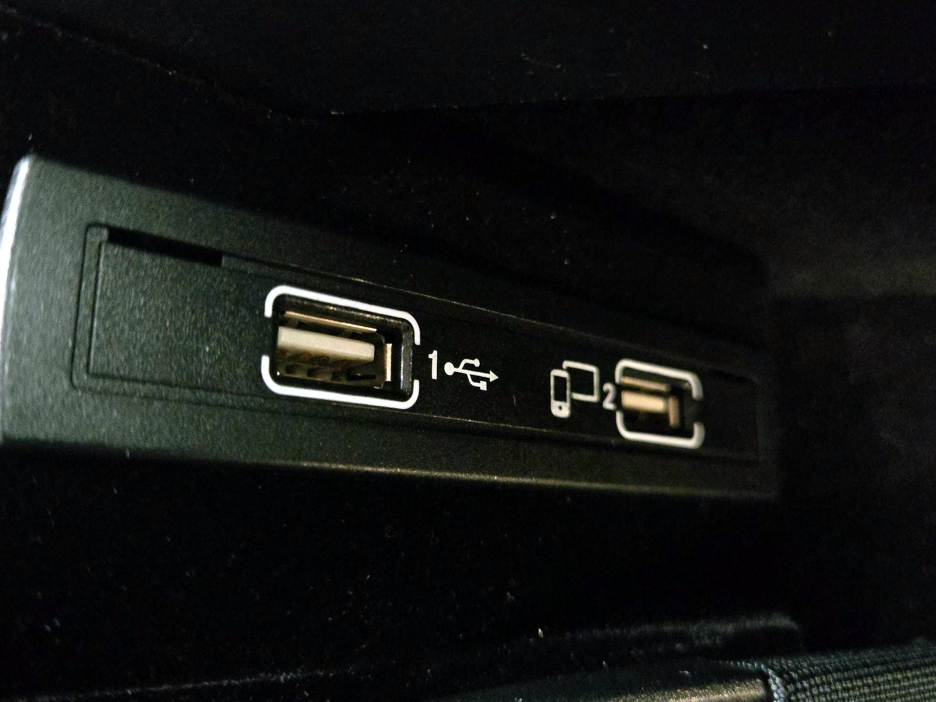 Thumbnail: 2017 Mercedes-Benz SL-Class - 19