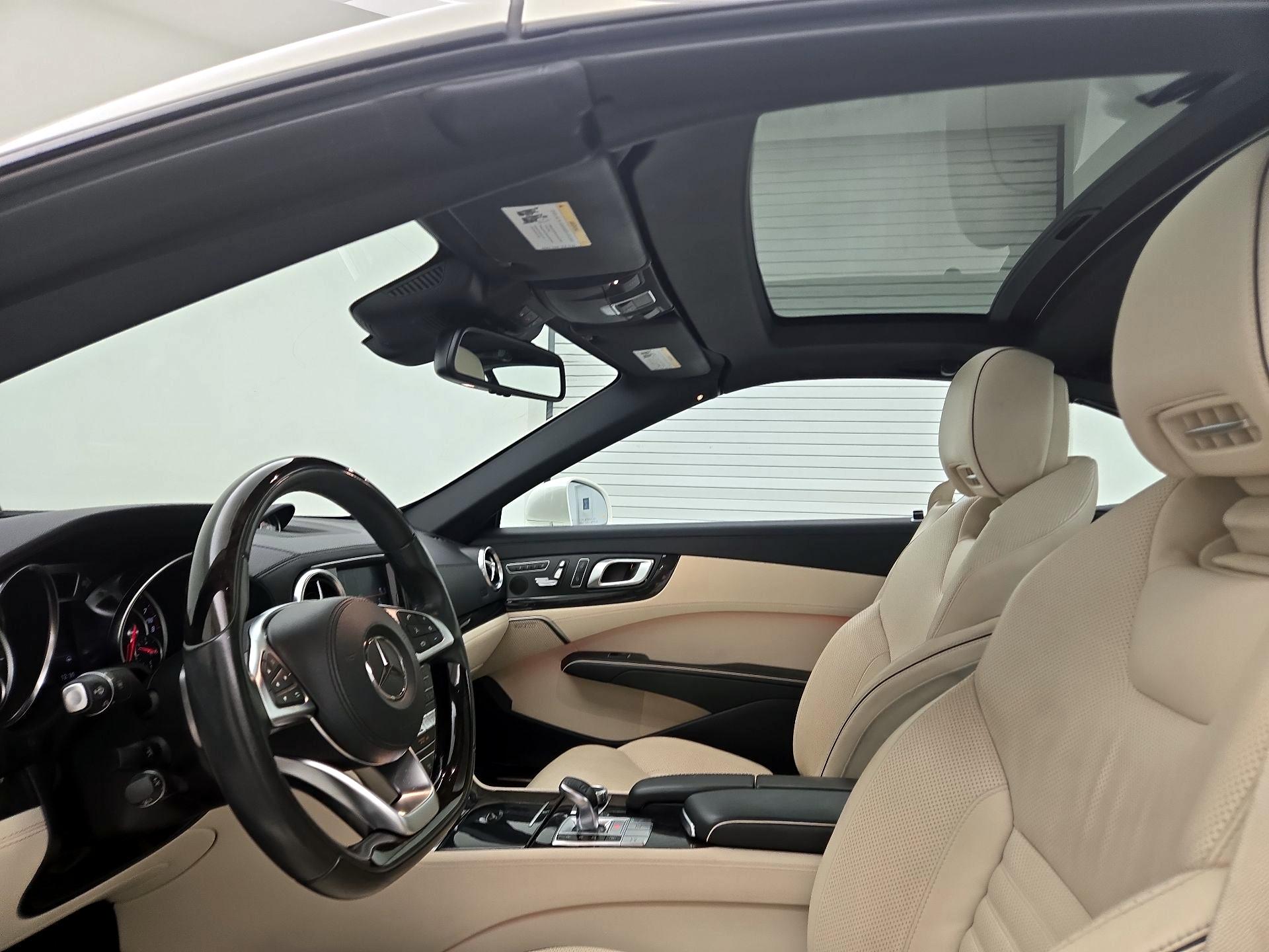 Thumbnail: 2017 Mercedes-Benz SL-Class - 20