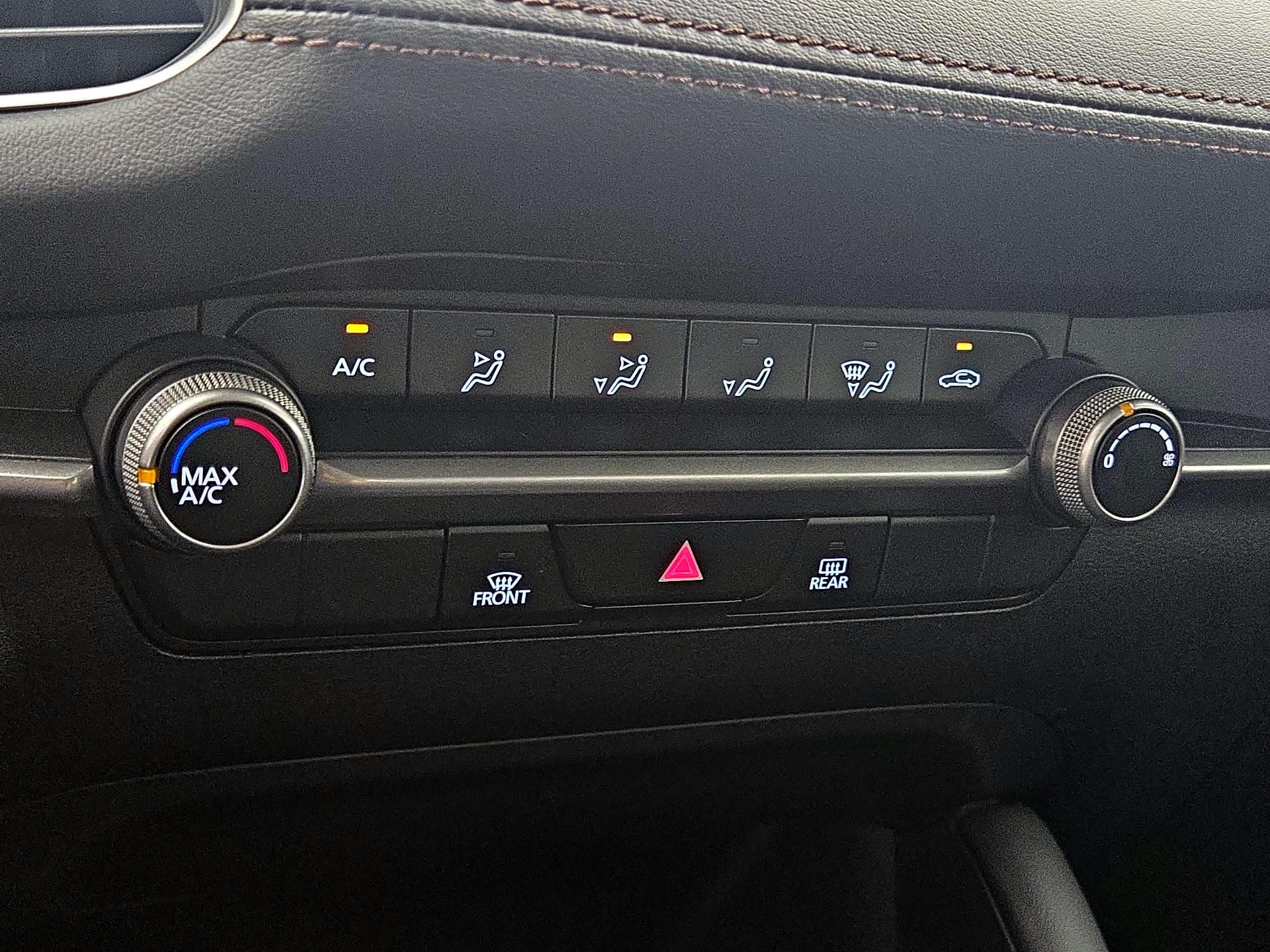 Thumbnail: 2022 Mazda Mazda3 - 16