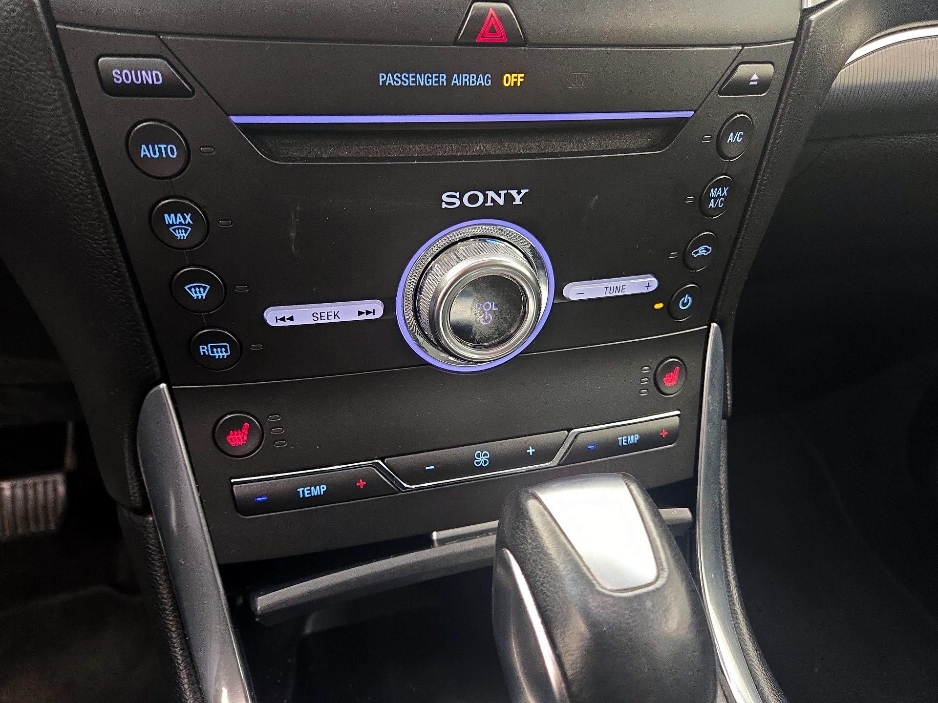 Thumbnail: 2017 Ford Edge - 16