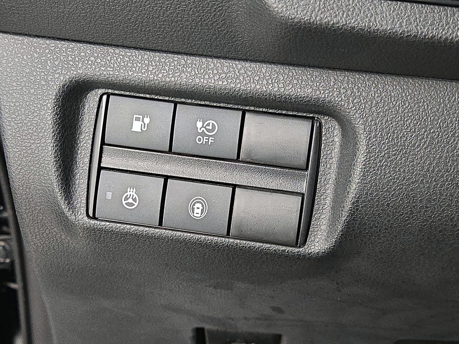 Thumbnail: 2022 Nissan Leaf - 13