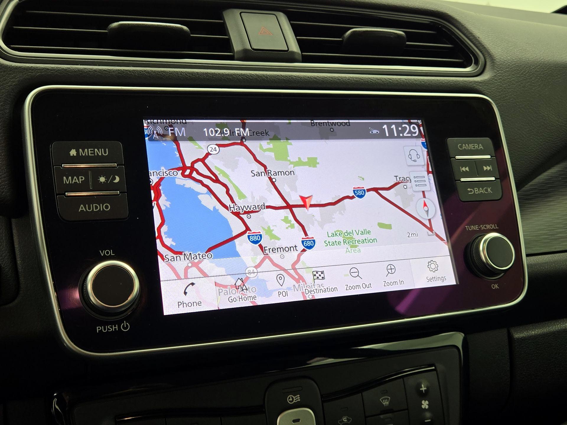 Thumbnail: 2022 Nissan Leaf - 14