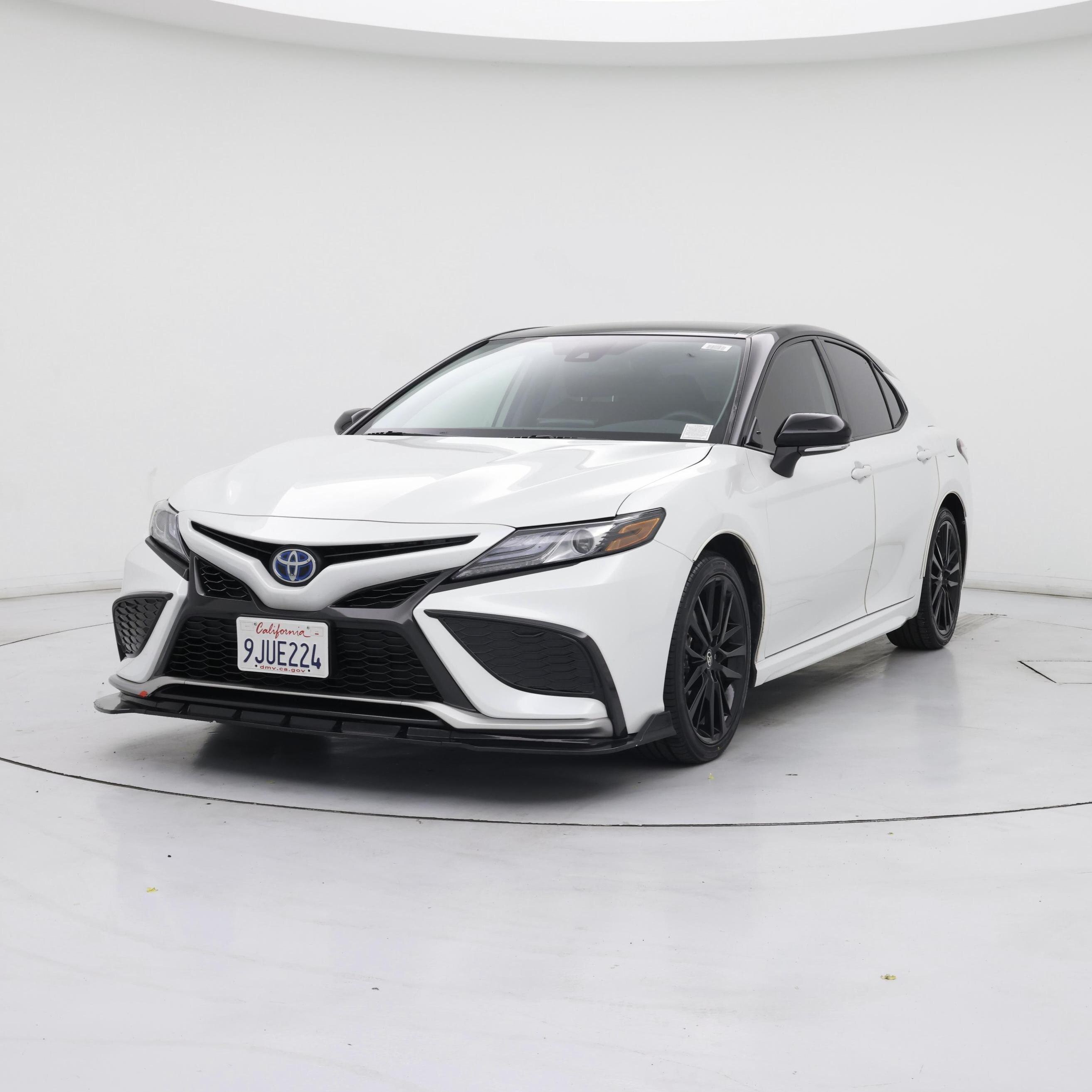 Thumbnail: 2024 Toyota Camry - 4