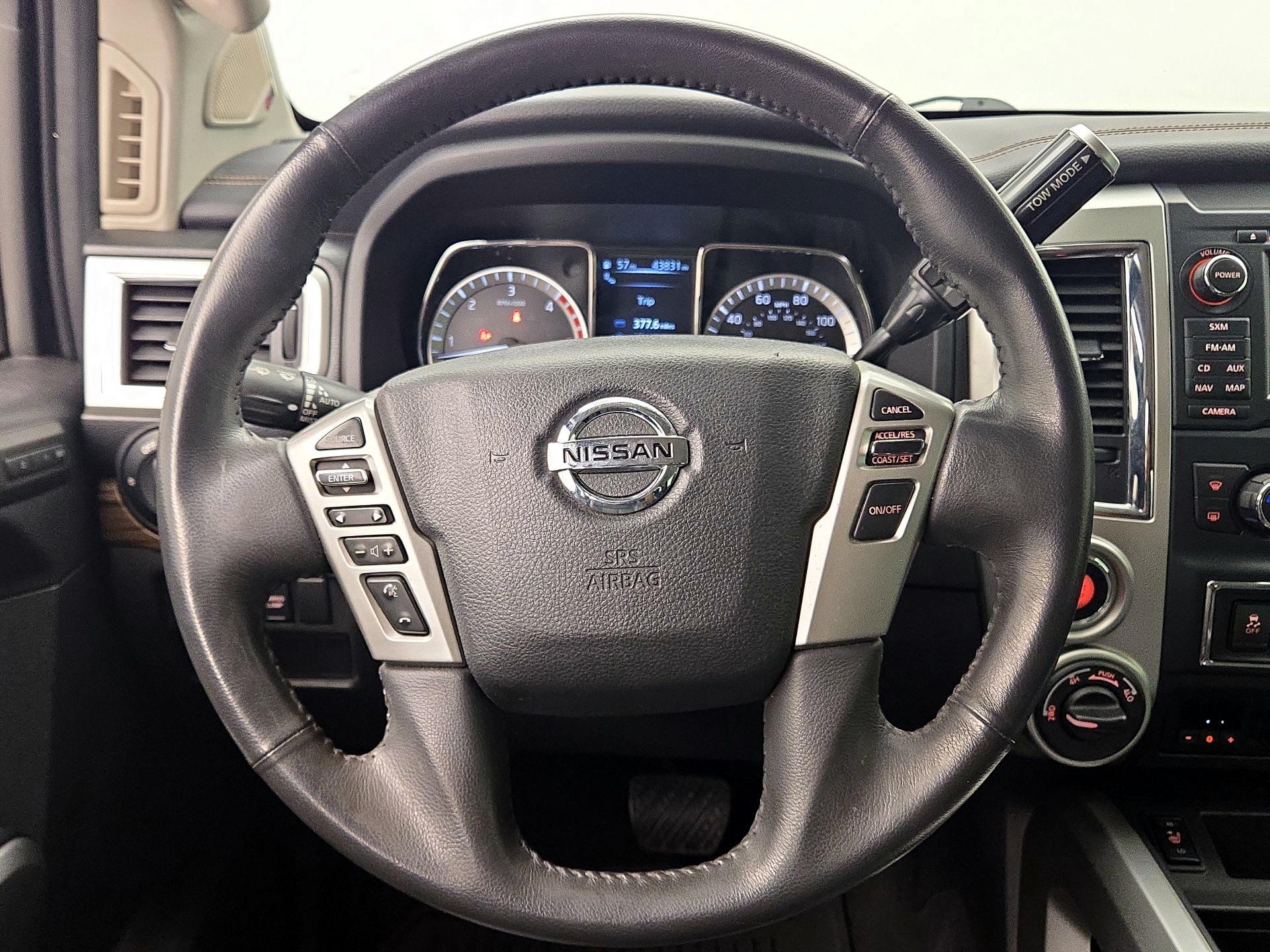 Thumbnail: 2017 Nissan Titan - 10