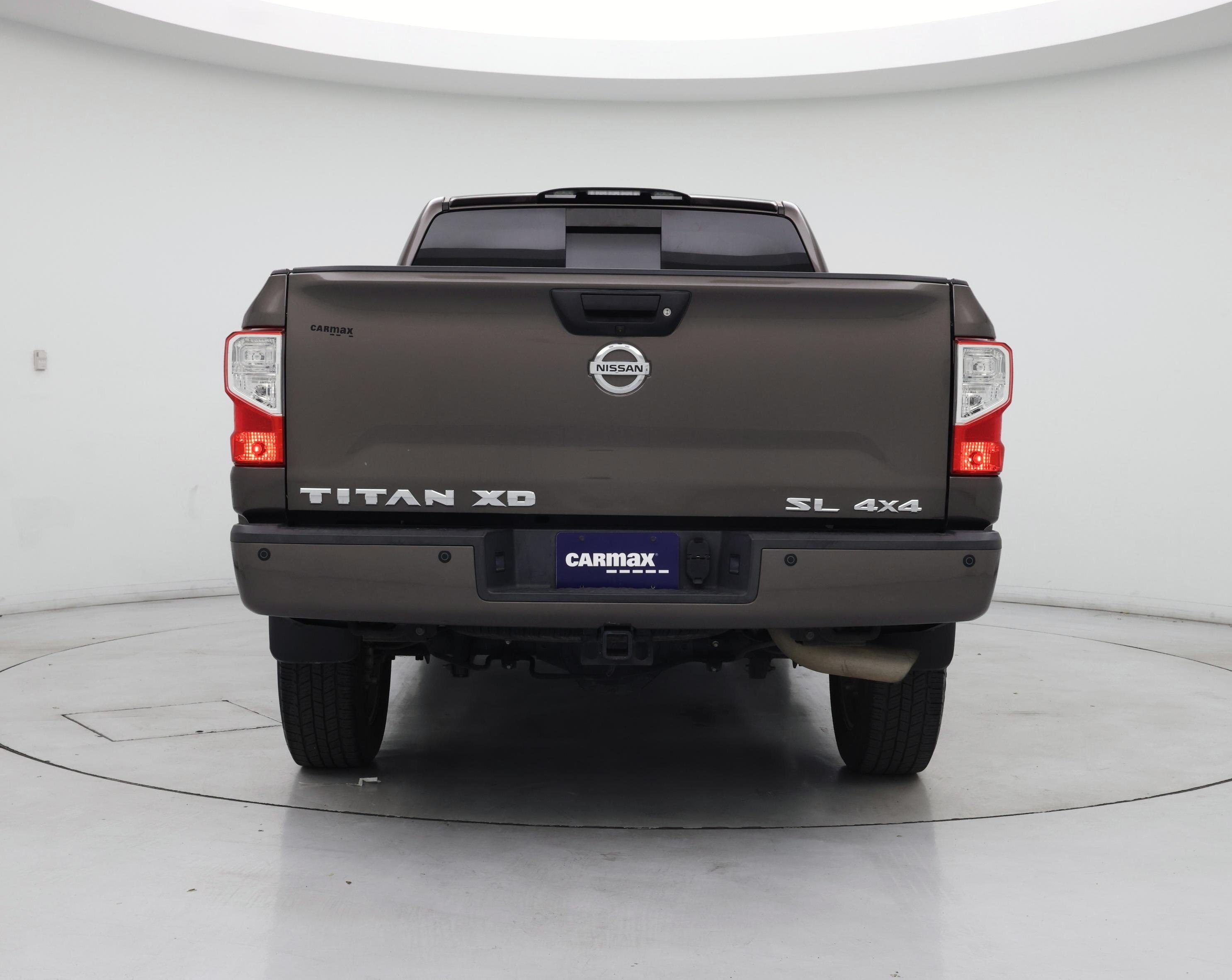Thumbnail: 2017 Nissan Titan - 6