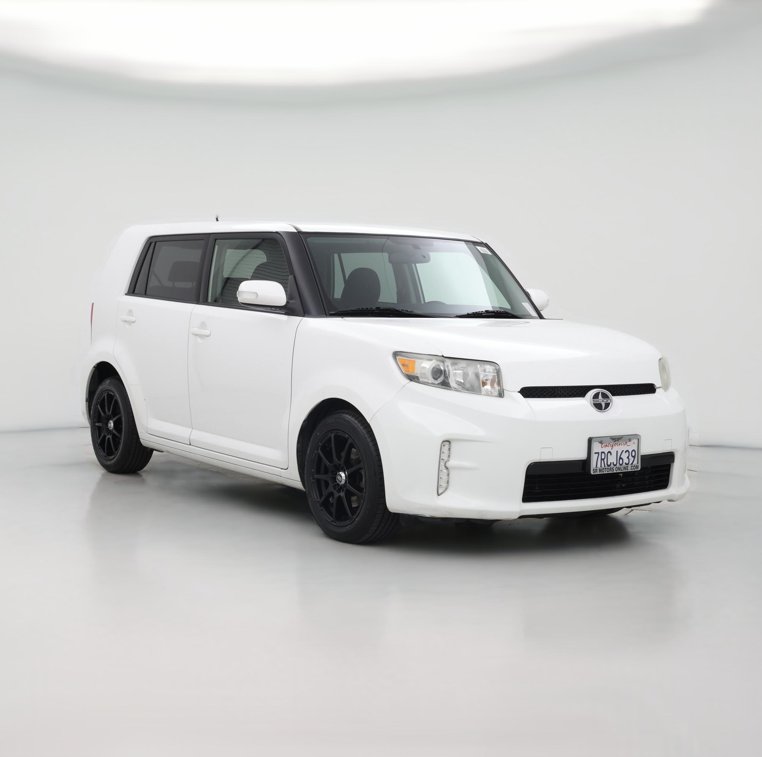 Thumbnail: 2015 Scion xB - 1
