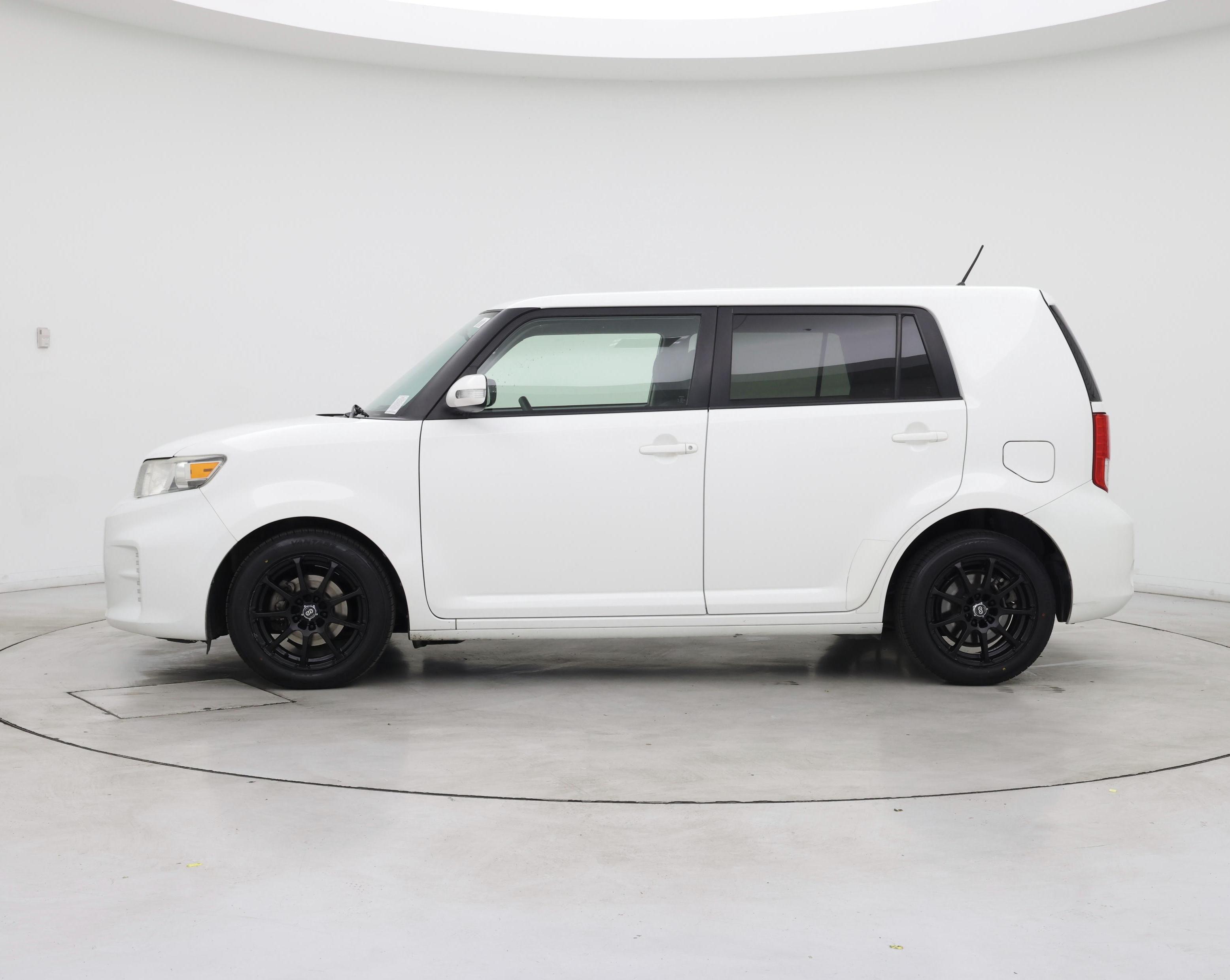 Thumbnail: 2015 Scion xB - 3