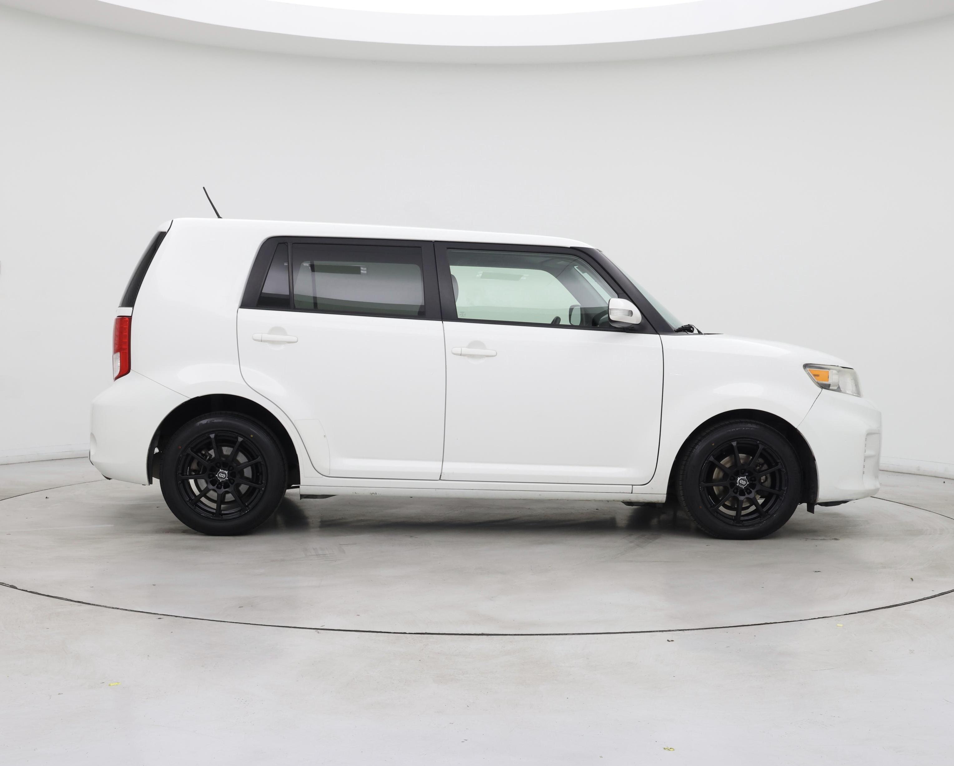 Thumbnail: 2015 Scion xB - 7