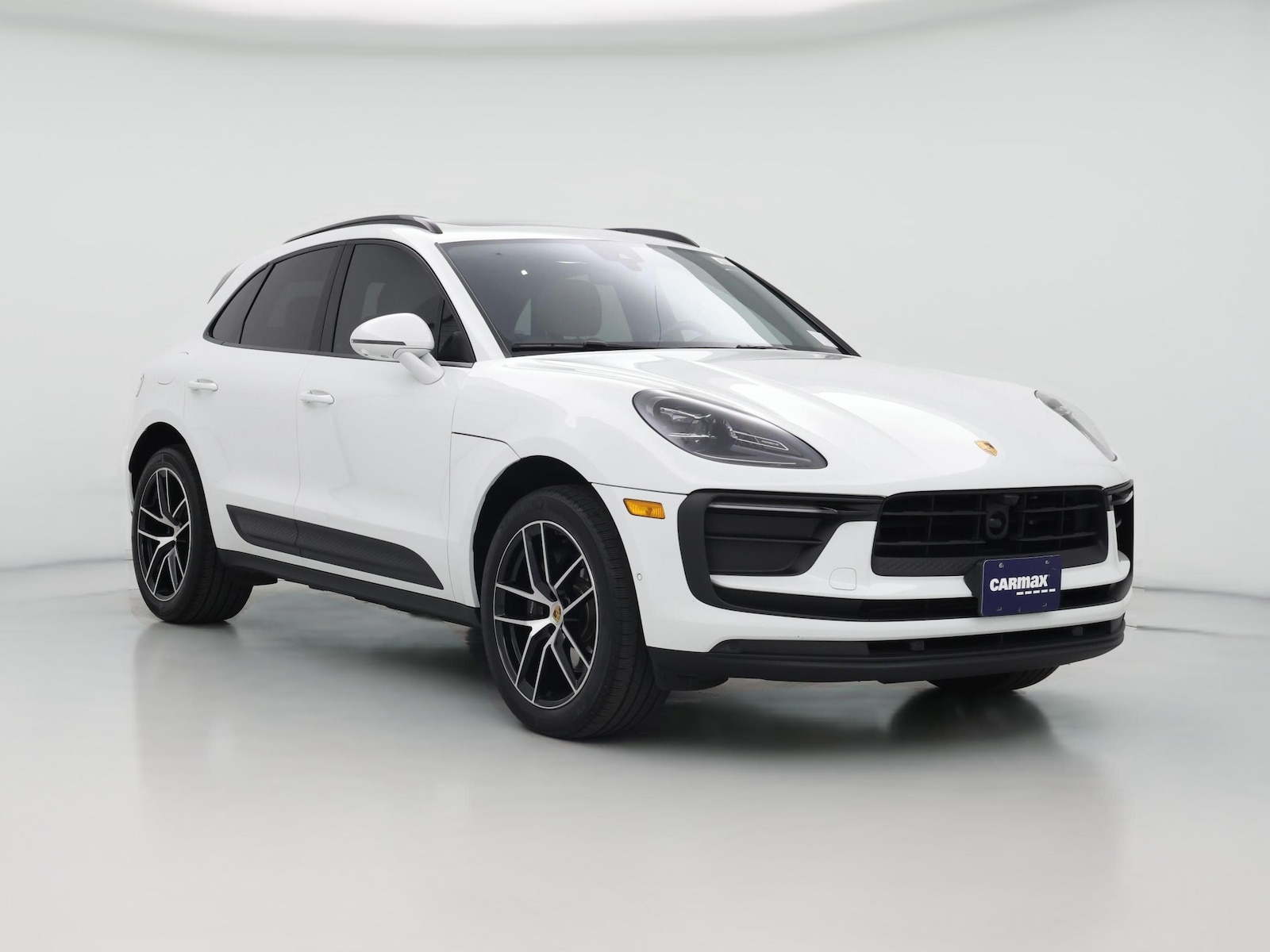2022 Porsche Macan Base