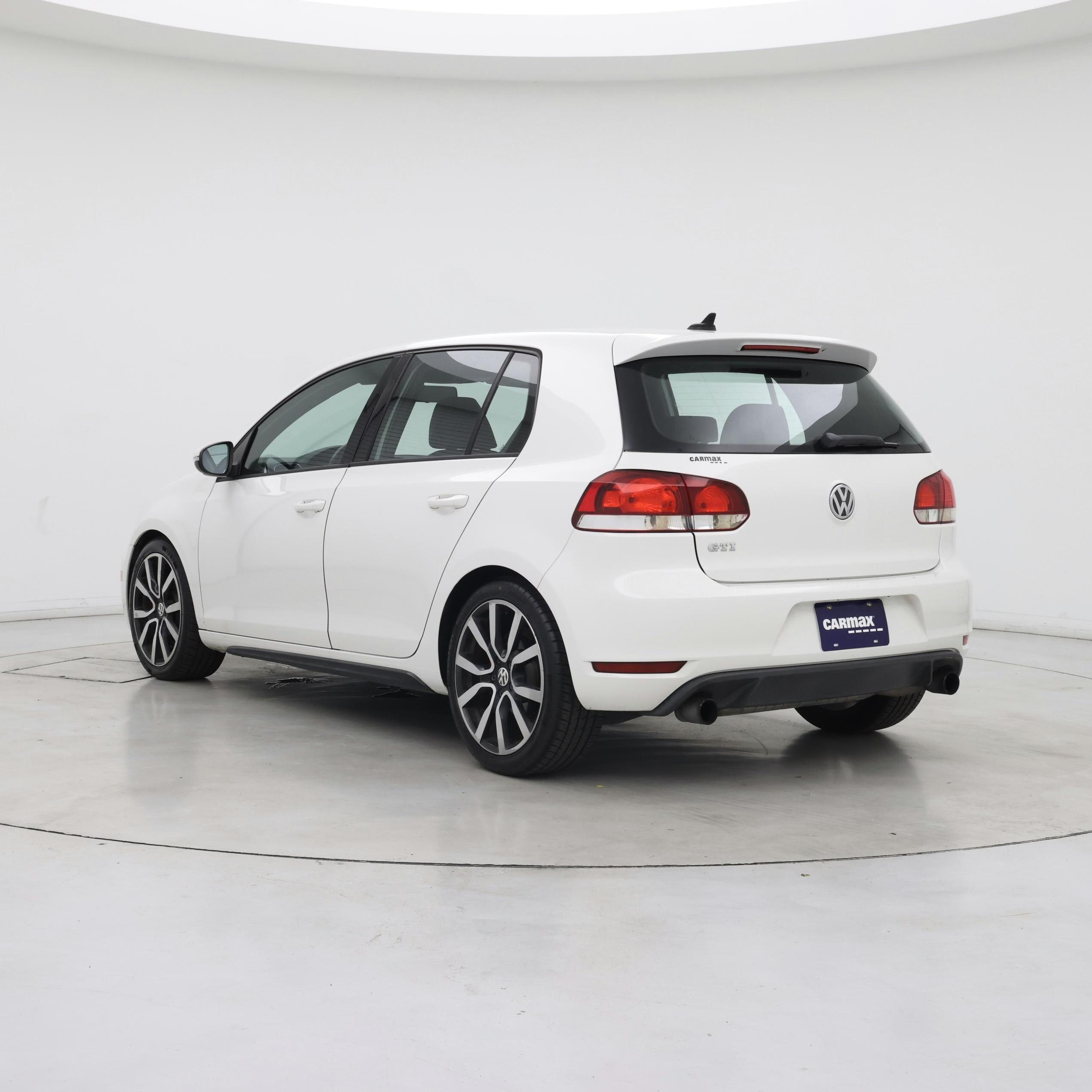 Thumbnail: 2014 Volkswagen Golf - 2