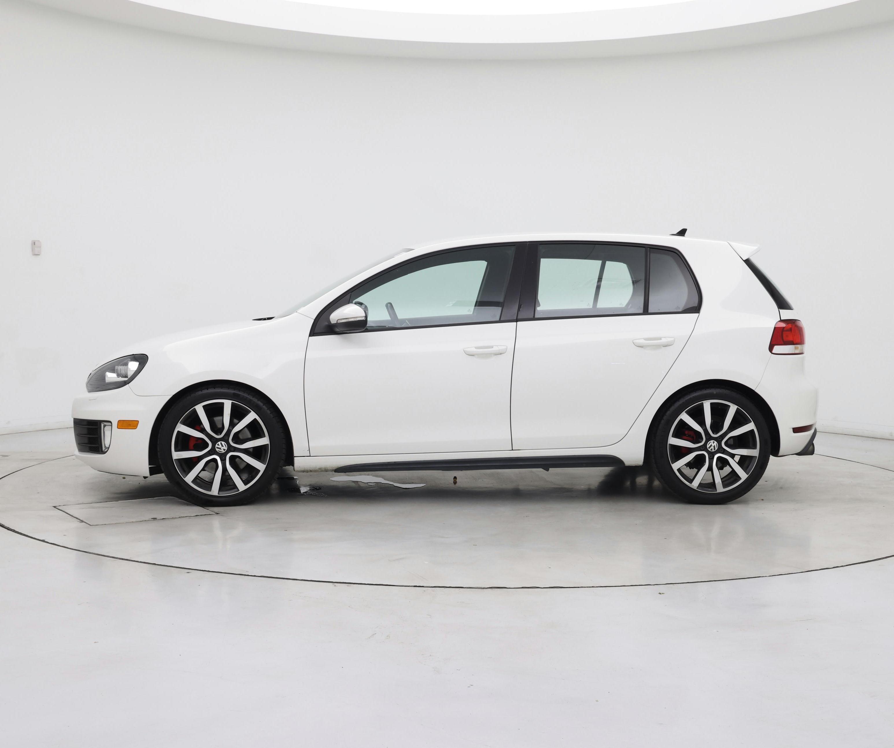 Thumbnail: 2014 Volkswagen Golf - 3