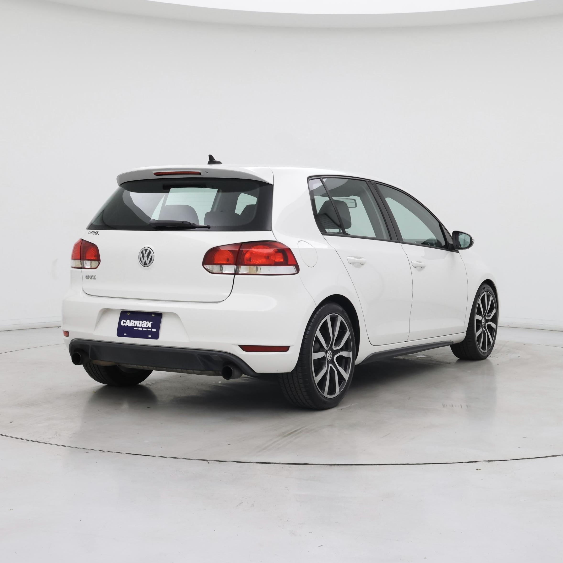 Thumbnail: 2014 Volkswagen Golf - 8
