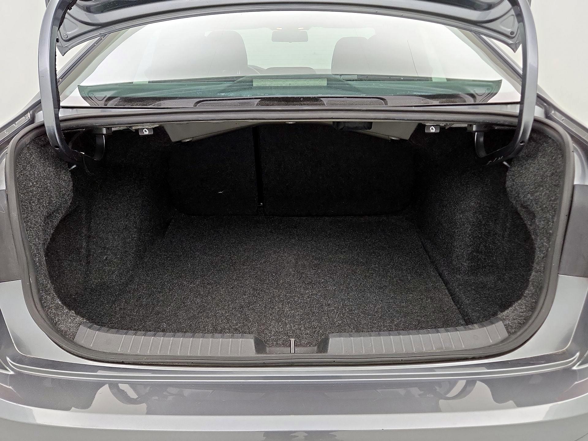 Thumbnail: 2019 Volkswagen Jetta - 20