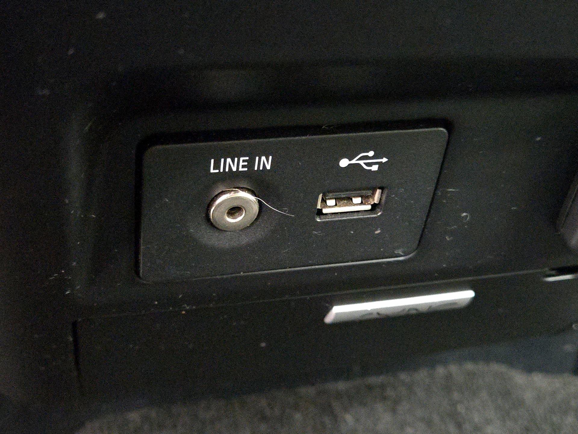 Thumbnail: 2015 Ford F-150 - 18