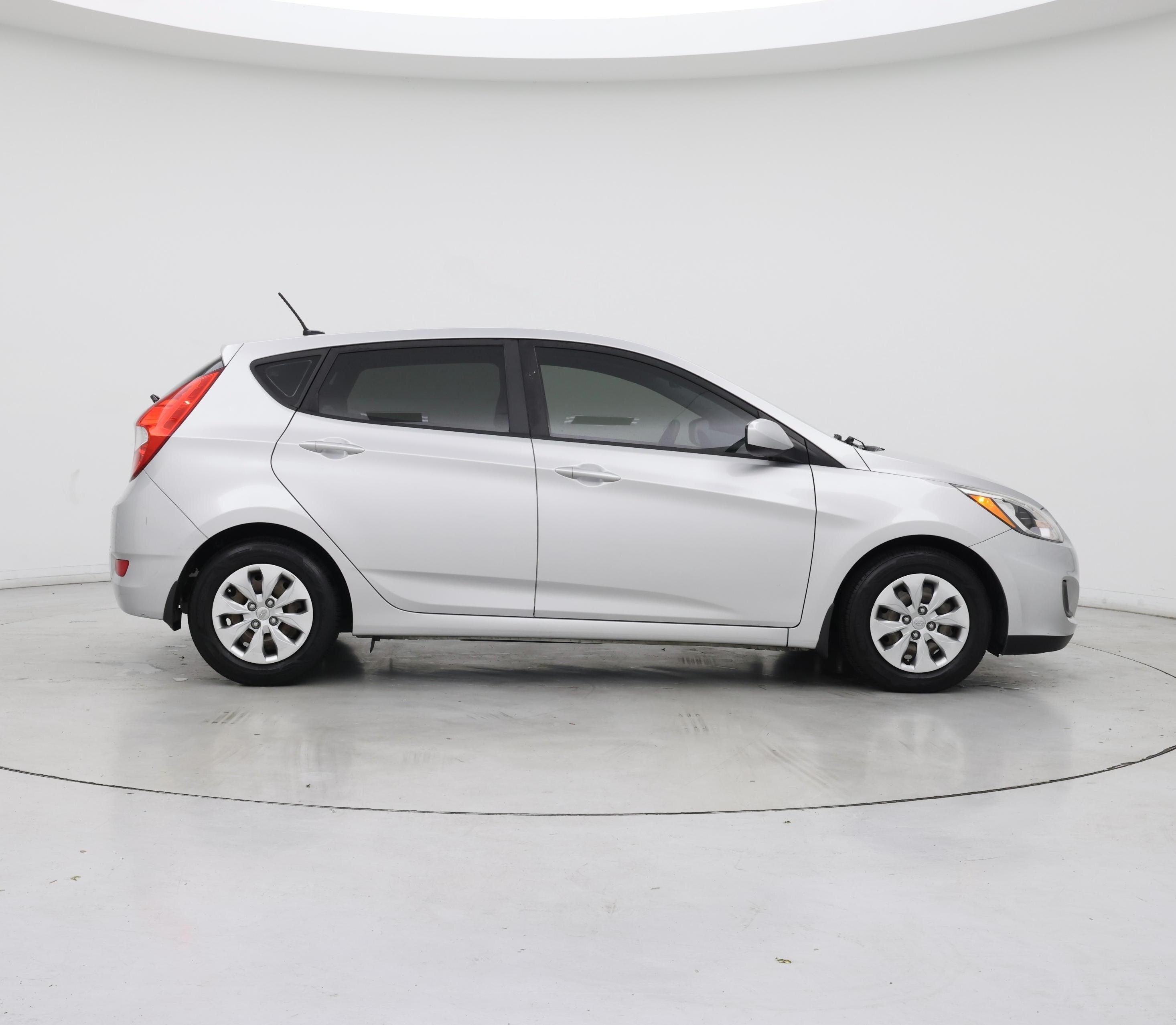 Thumbnail: 2017 Hyundai Accent - 7