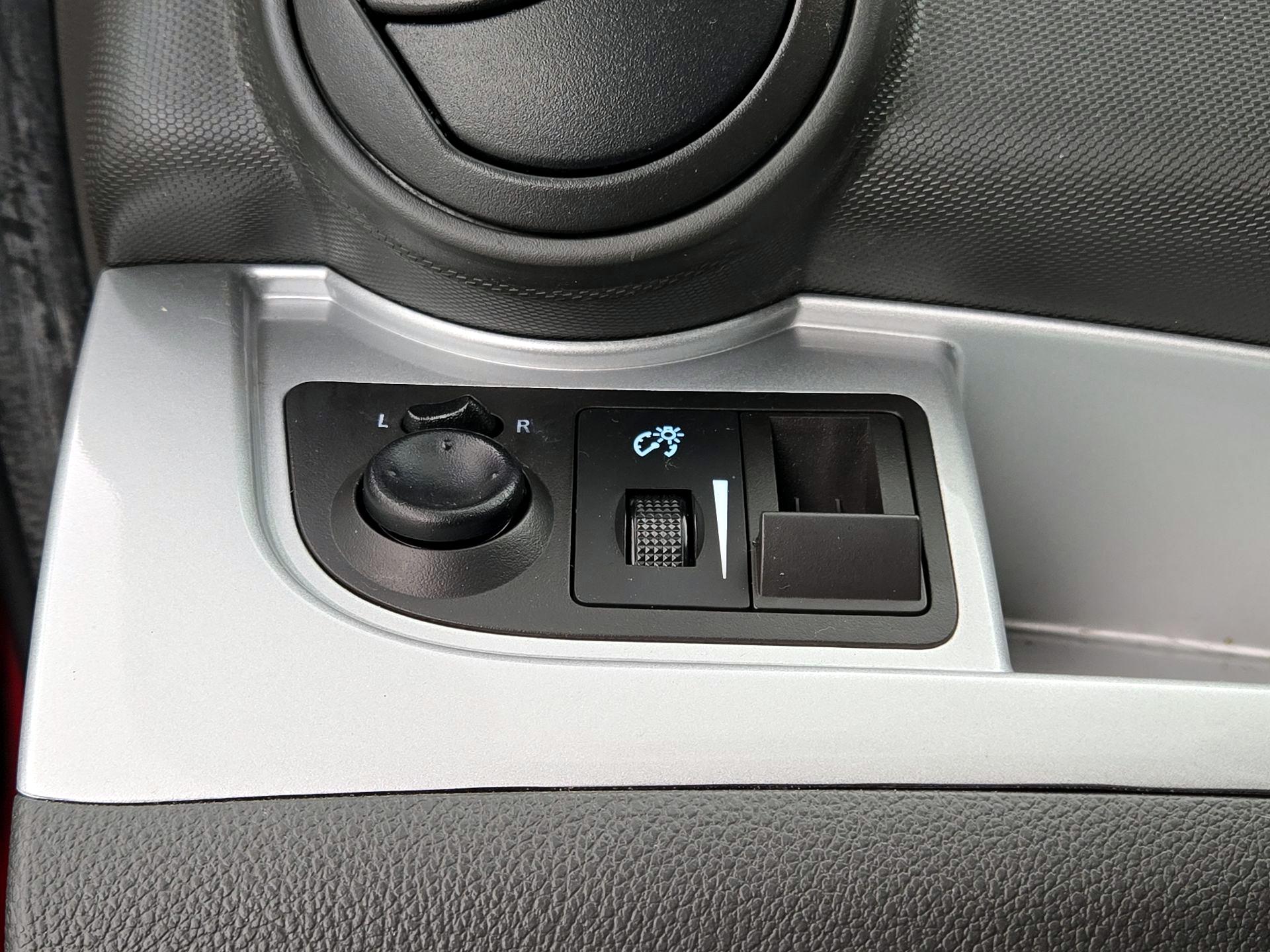 Thumbnail: 2015 Chevrolet Spark - 13