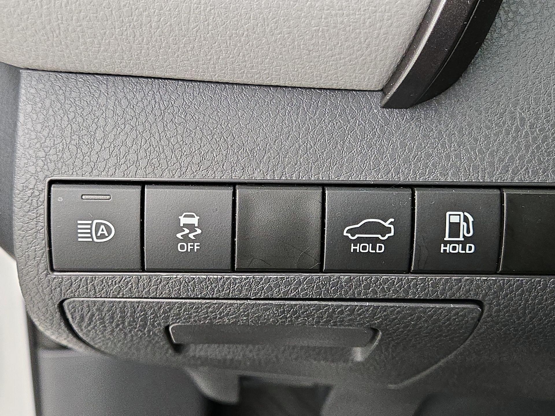 Thumbnail: 2023 Toyota Camry - 13