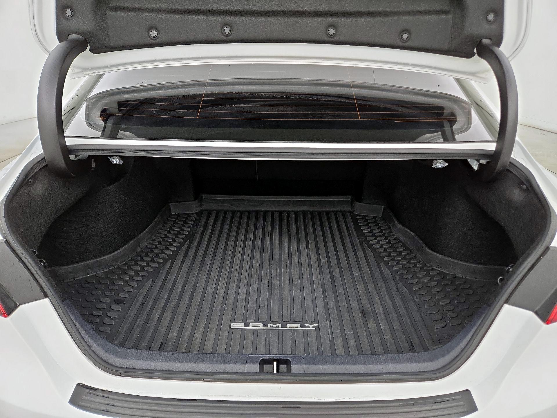 Thumbnail: 2023 Toyota Camry - 20