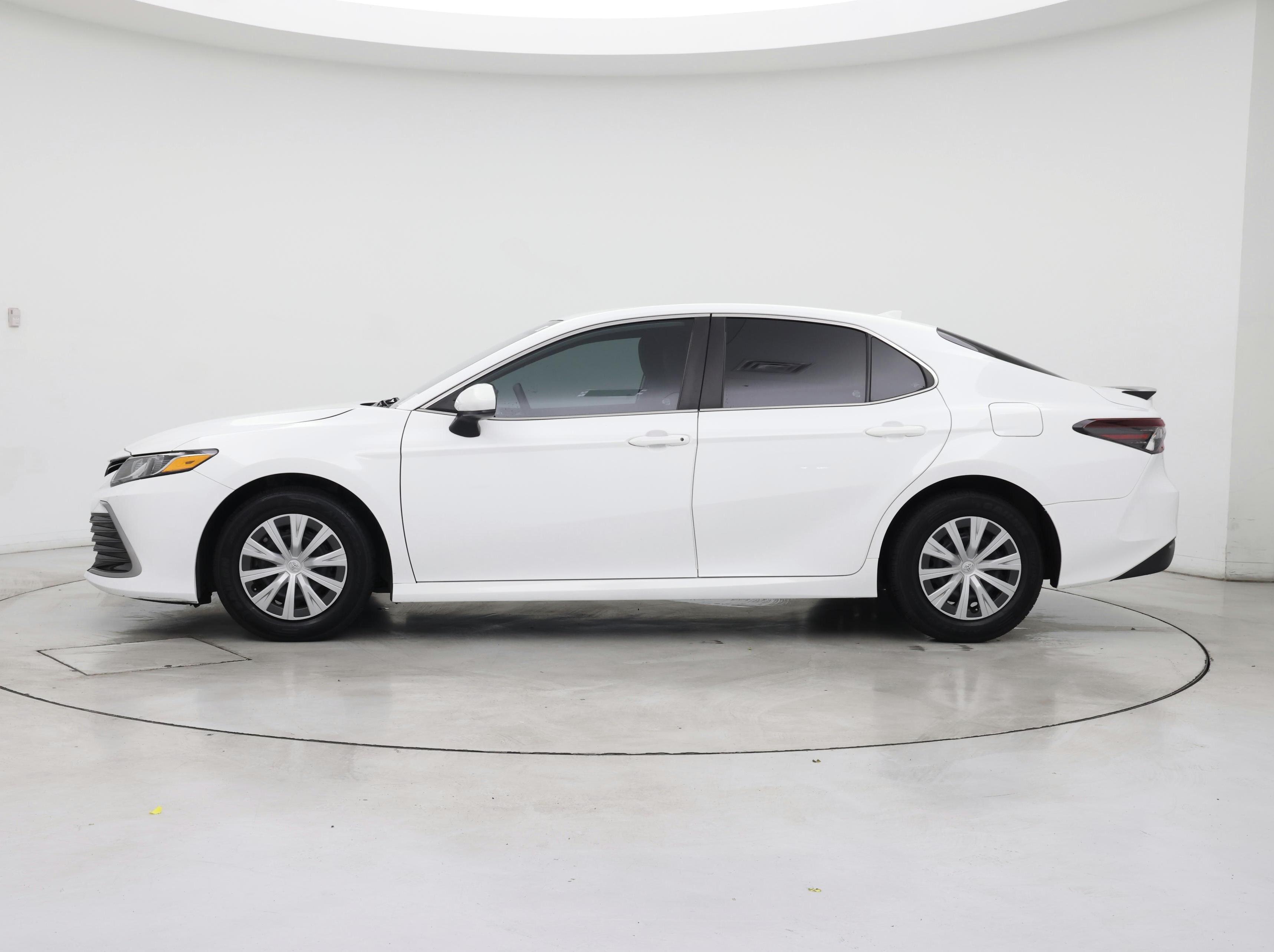 Thumbnail: 2023 Toyota Camry - 3