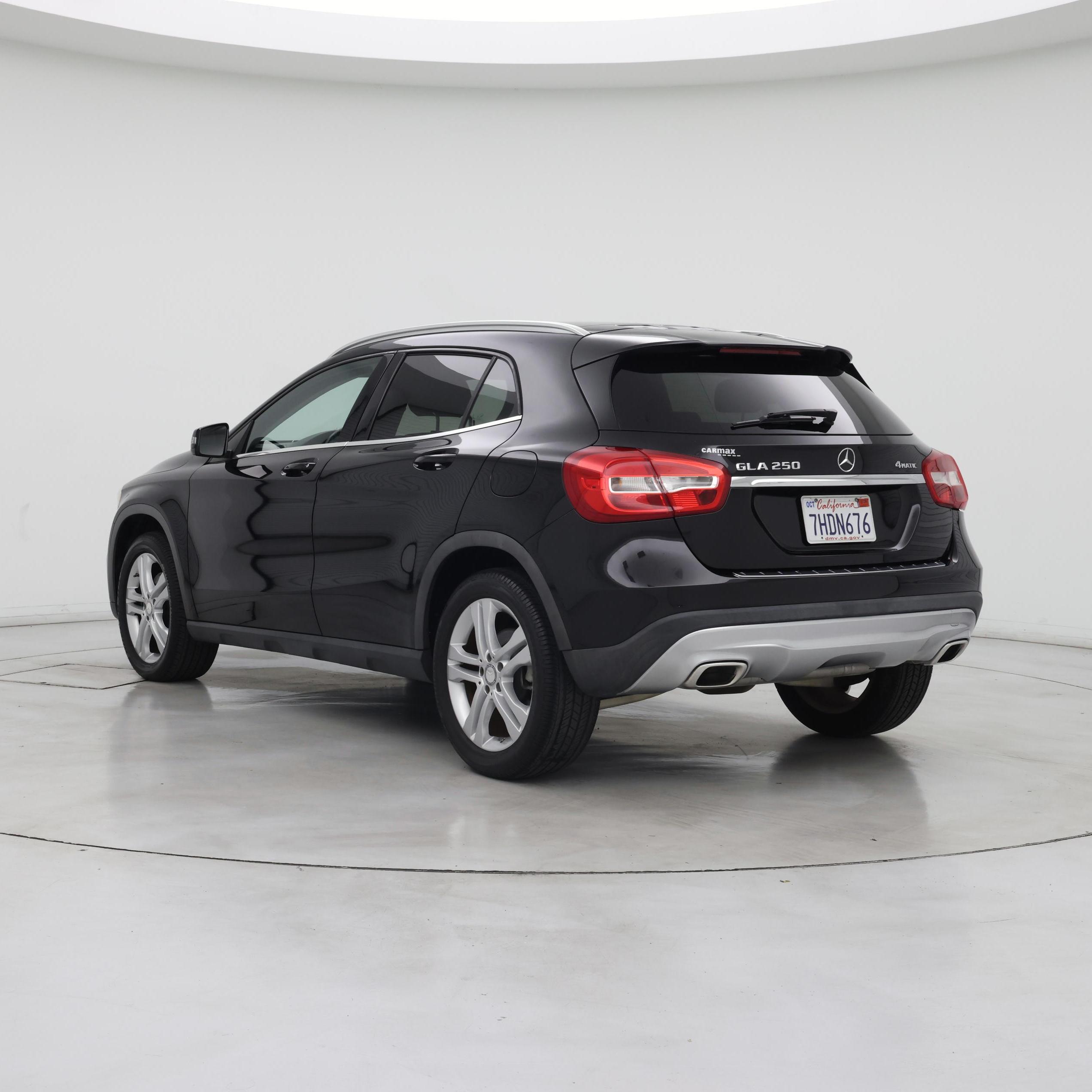 Thumbnail: 2015 Mercedes-Benz GLA - 2