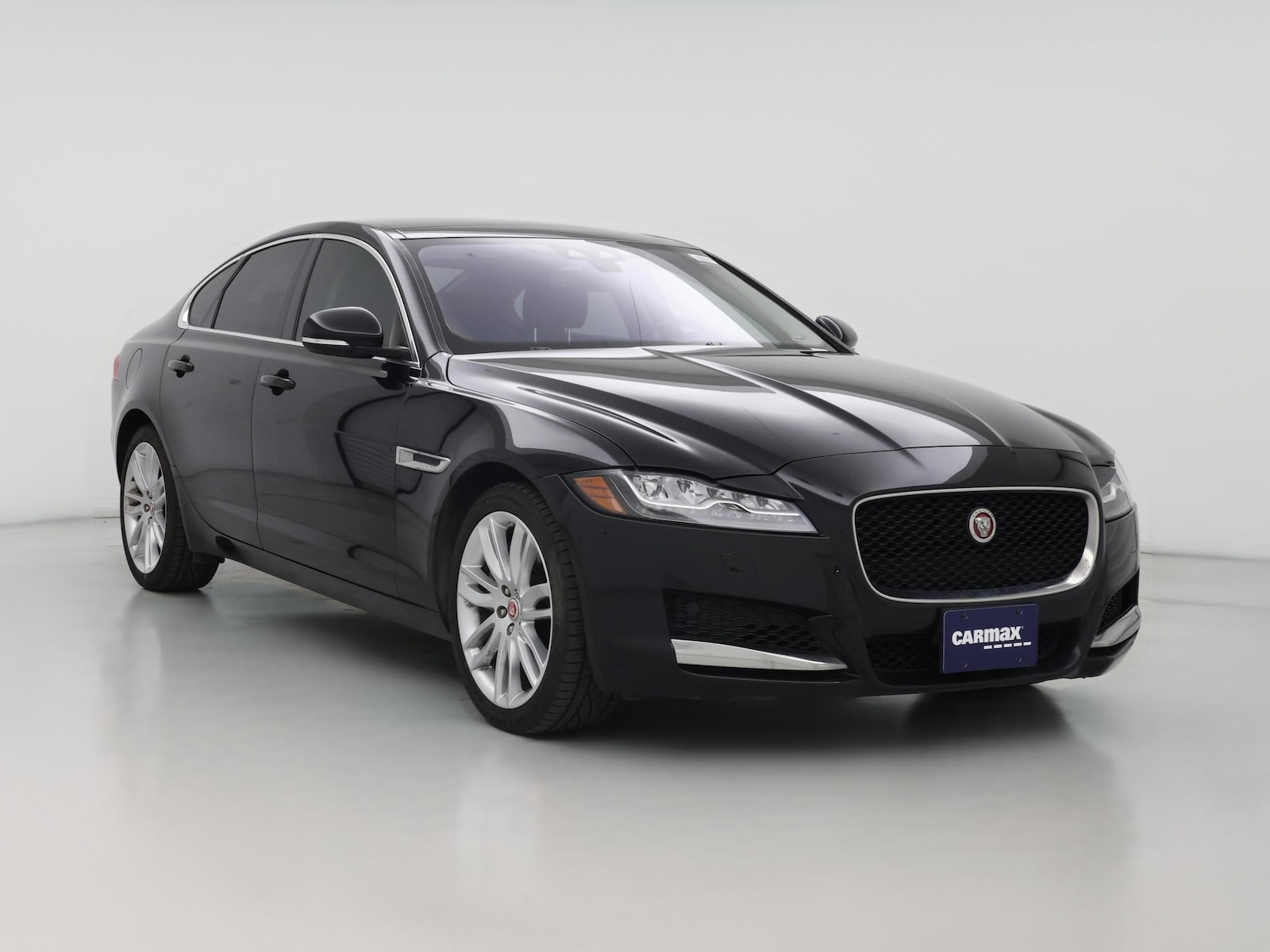 2017 Jaguar XF Prestige
