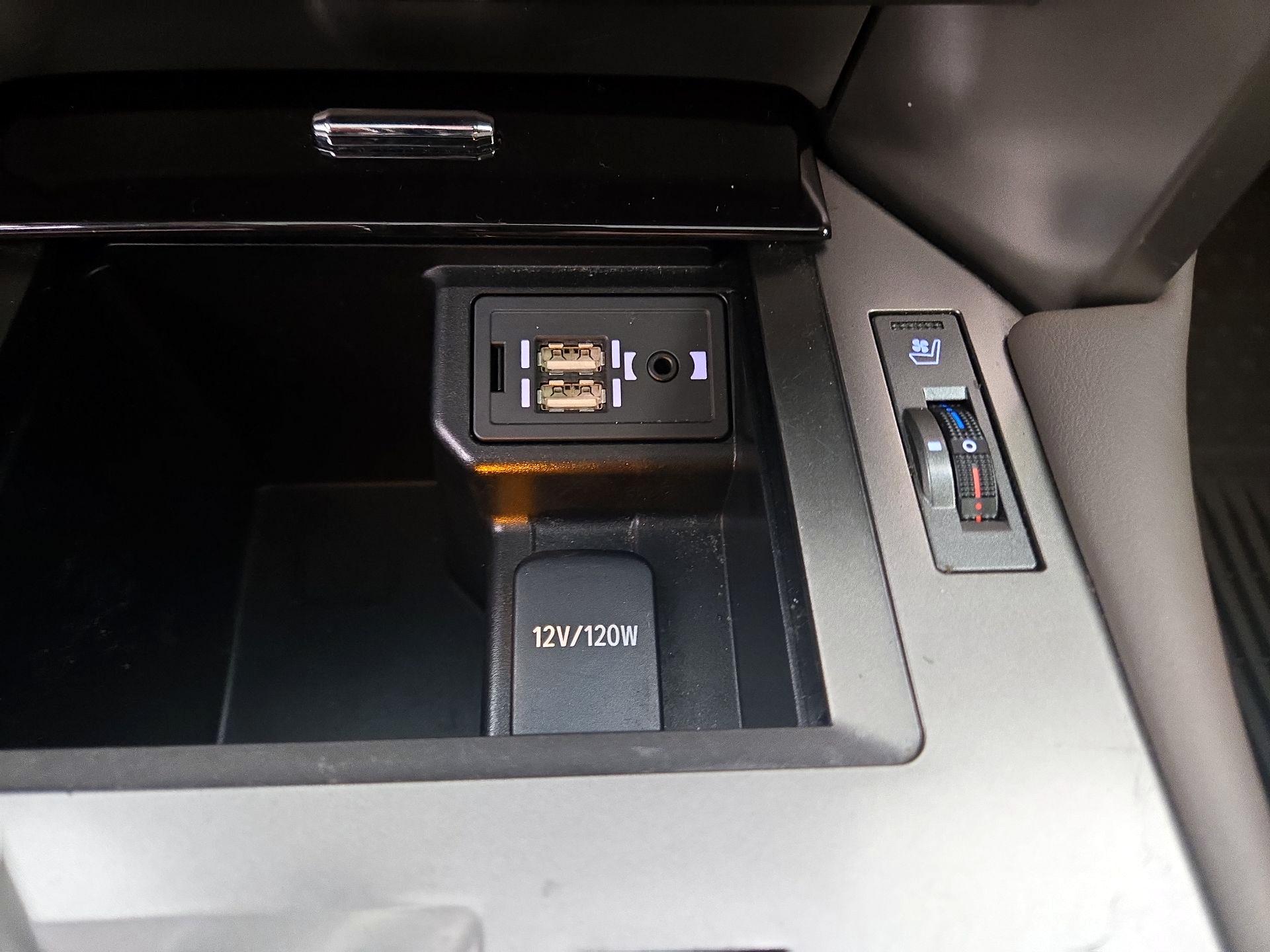 Thumbnail: 2017 Lexus GX - 19