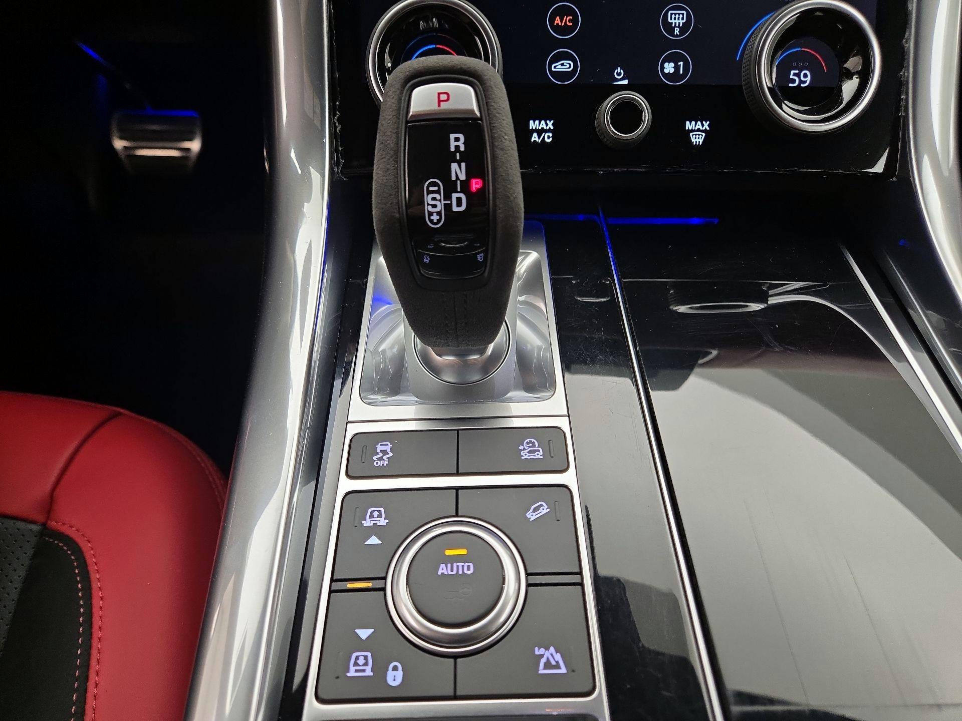 Thumbnail: 2021 Land Rover Range Rover Sport - 18