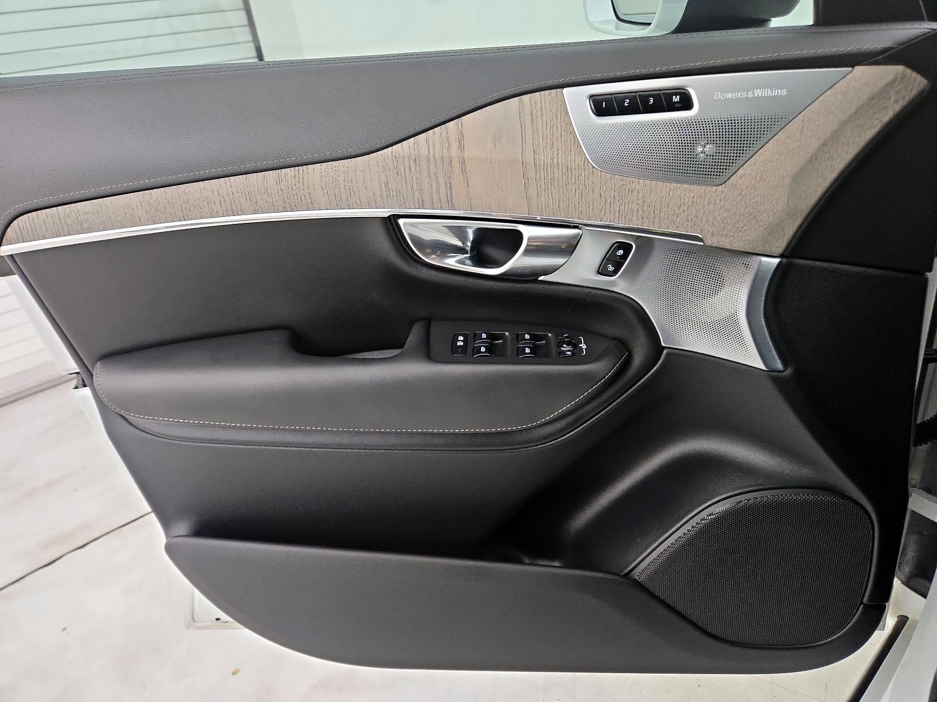 Thumbnail: 2022 Volvo XC90 - 12