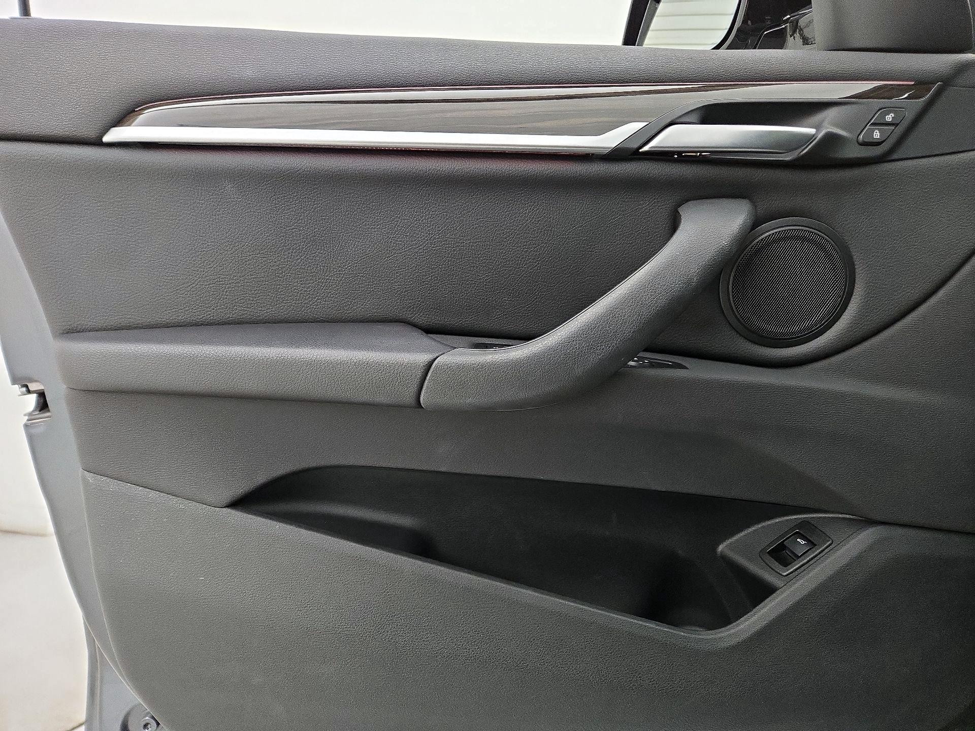 Thumbnail: 2018 BMW X1 - 12