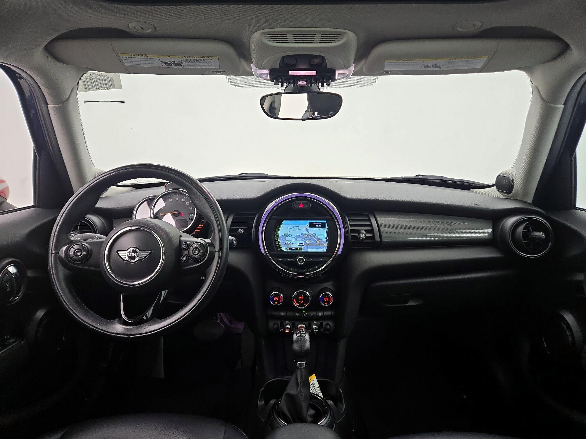 Thumbnail: 2015 MINI Cooper Hardtop - 9