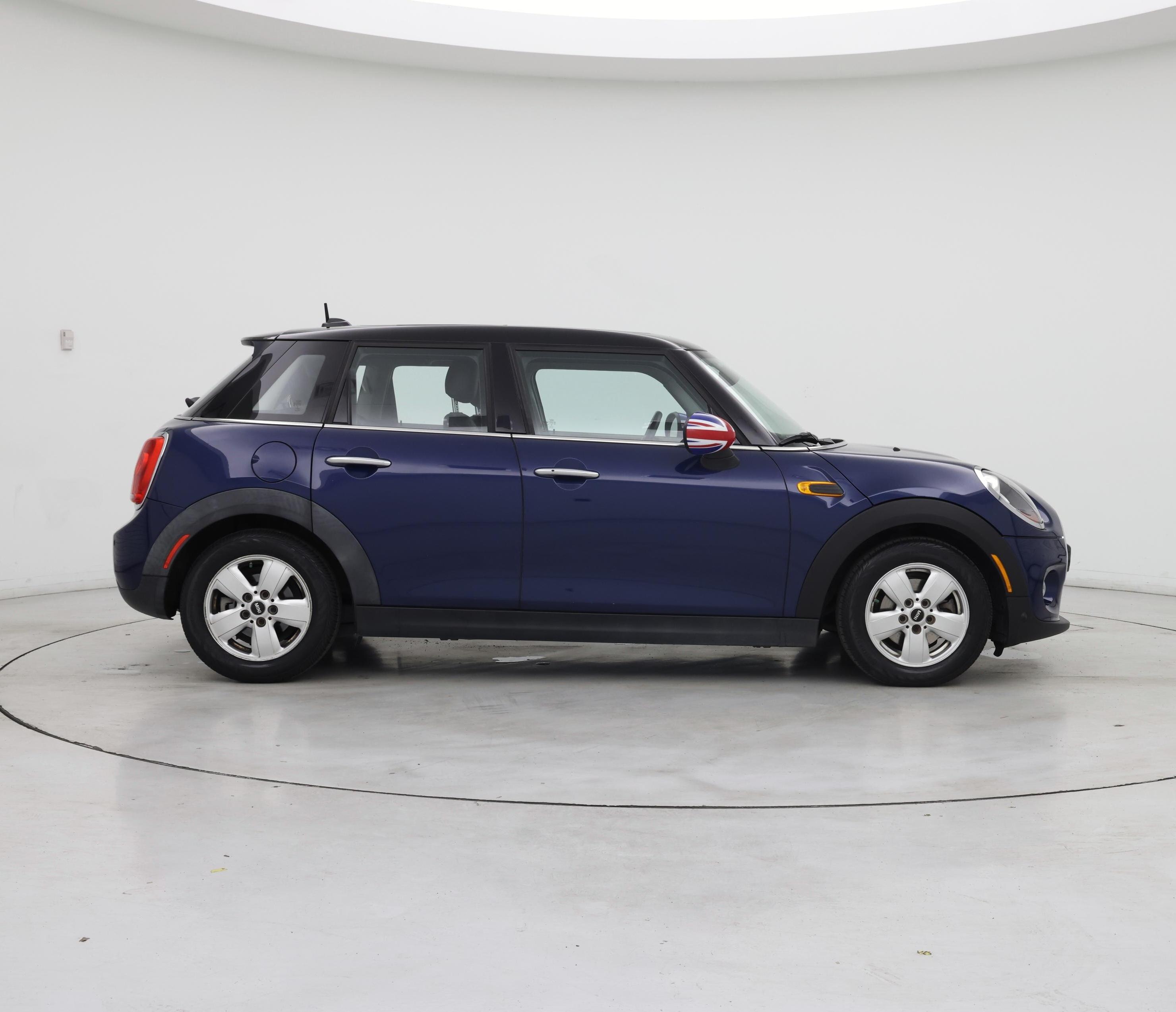 Thumbnail: 2015 MINI Cooper Hardtop - 7