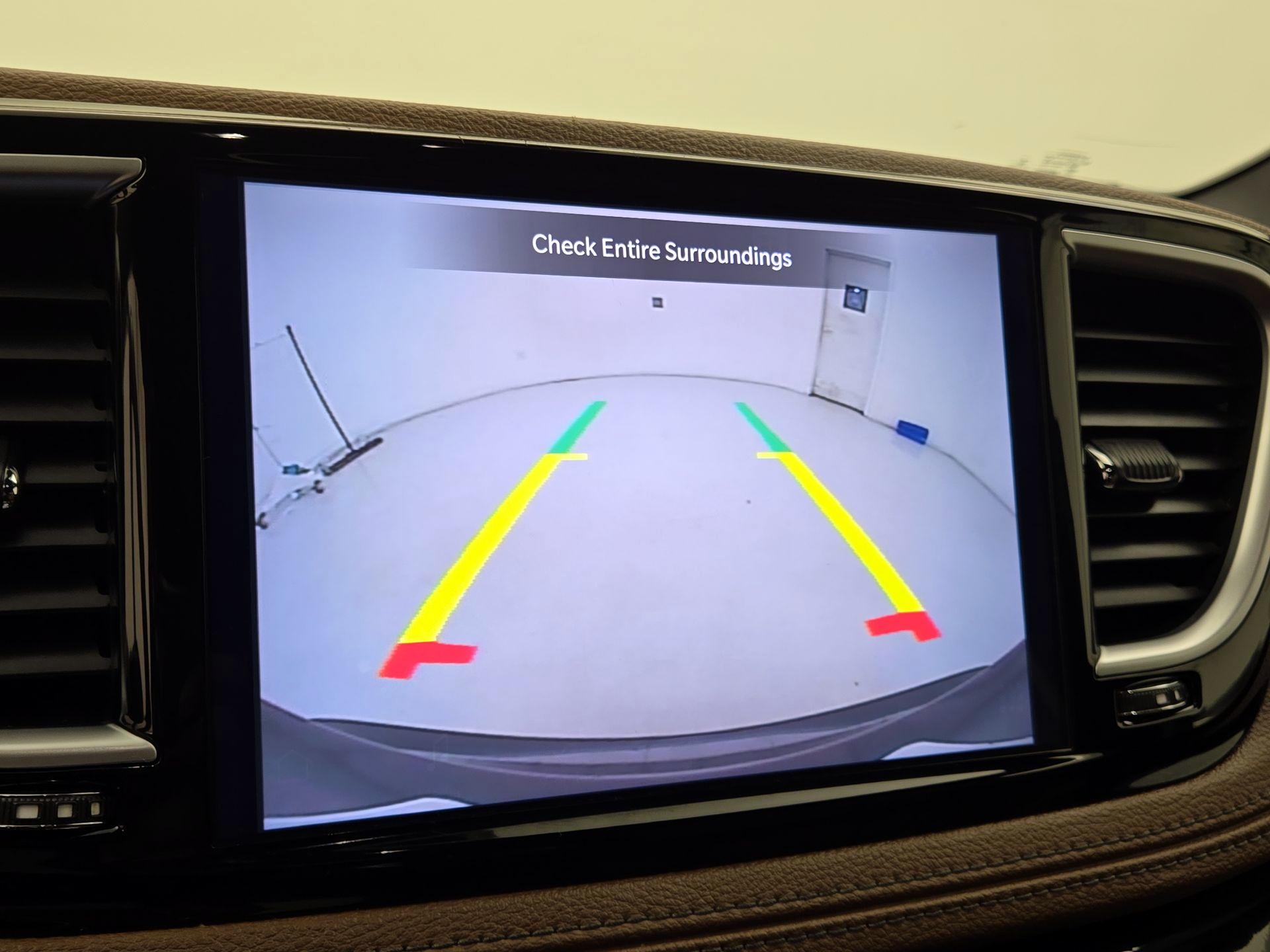 Thumbnail: 2021 Chrysler Pacifica - 15