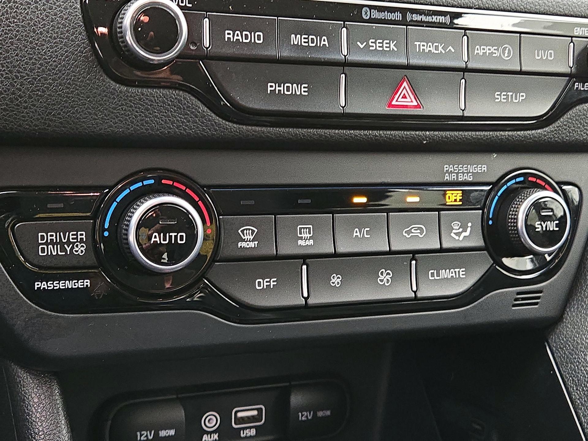 Thumbnail: 2019 Kia Niro - 16