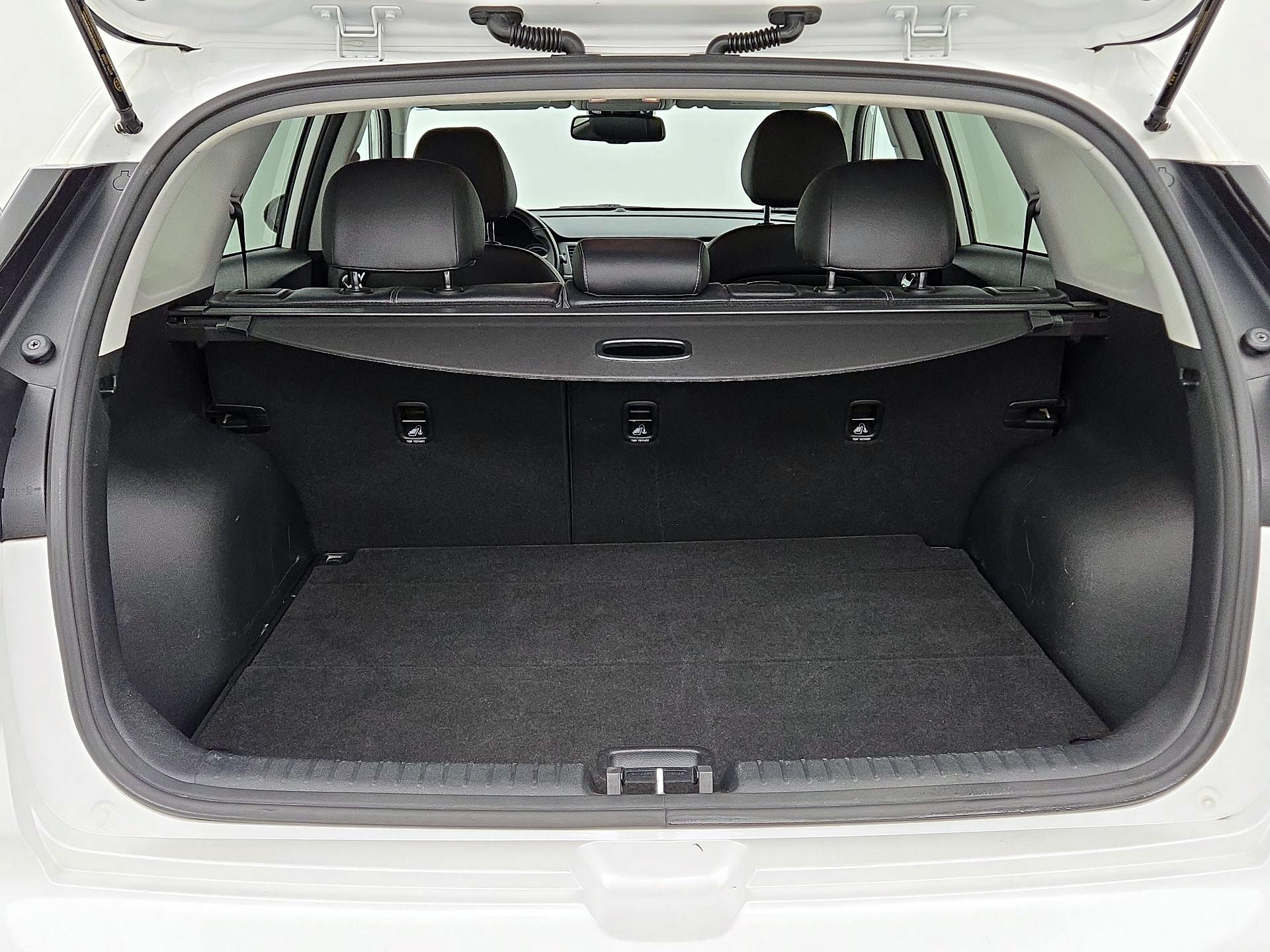 Thumbnail: 2019 Kia Niro - 20