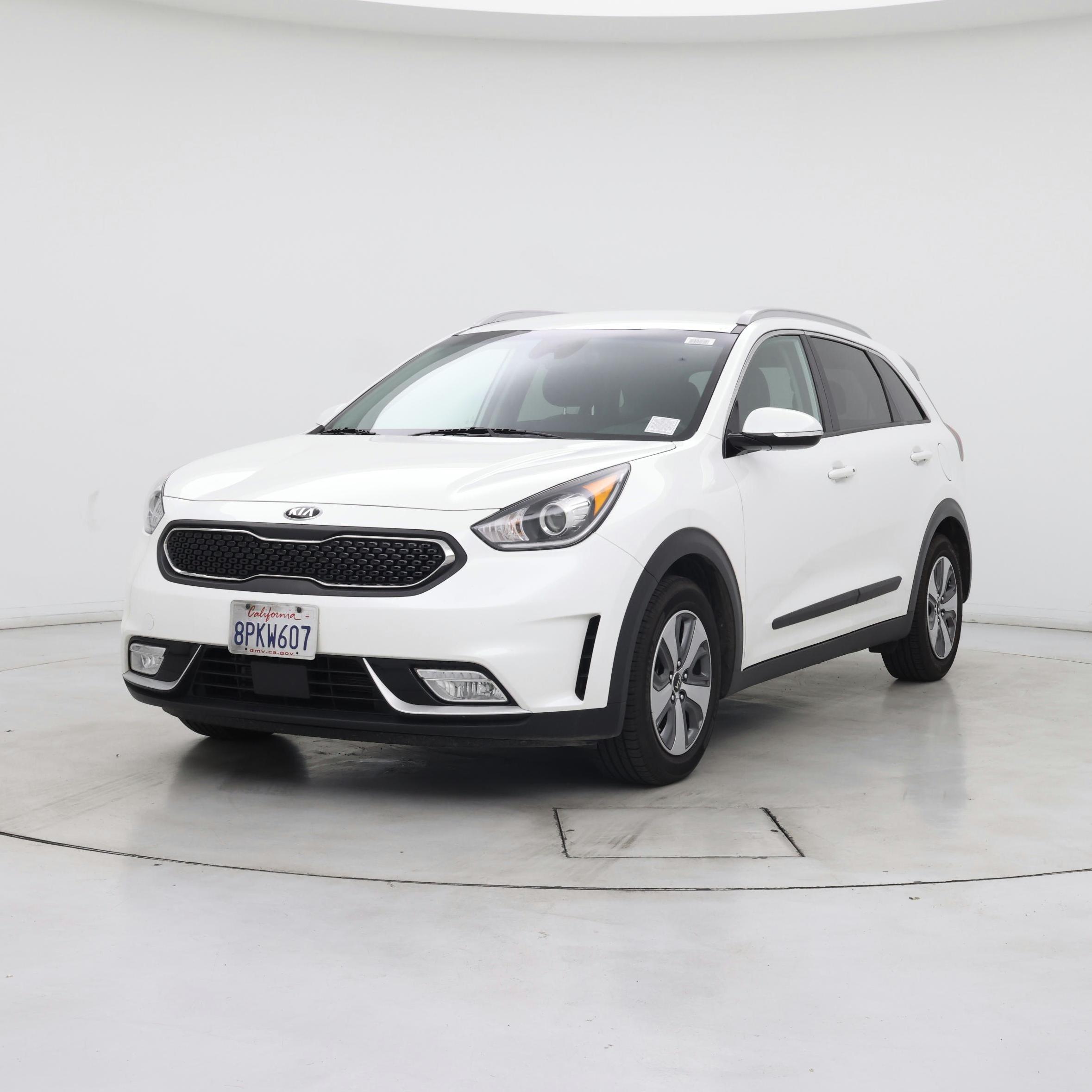 Thumbnail: 2019 Kia Niro - 4