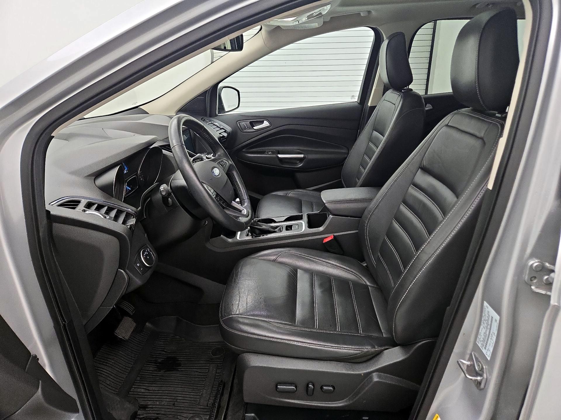 Thumbnail: 2019 Ford Escape - 11